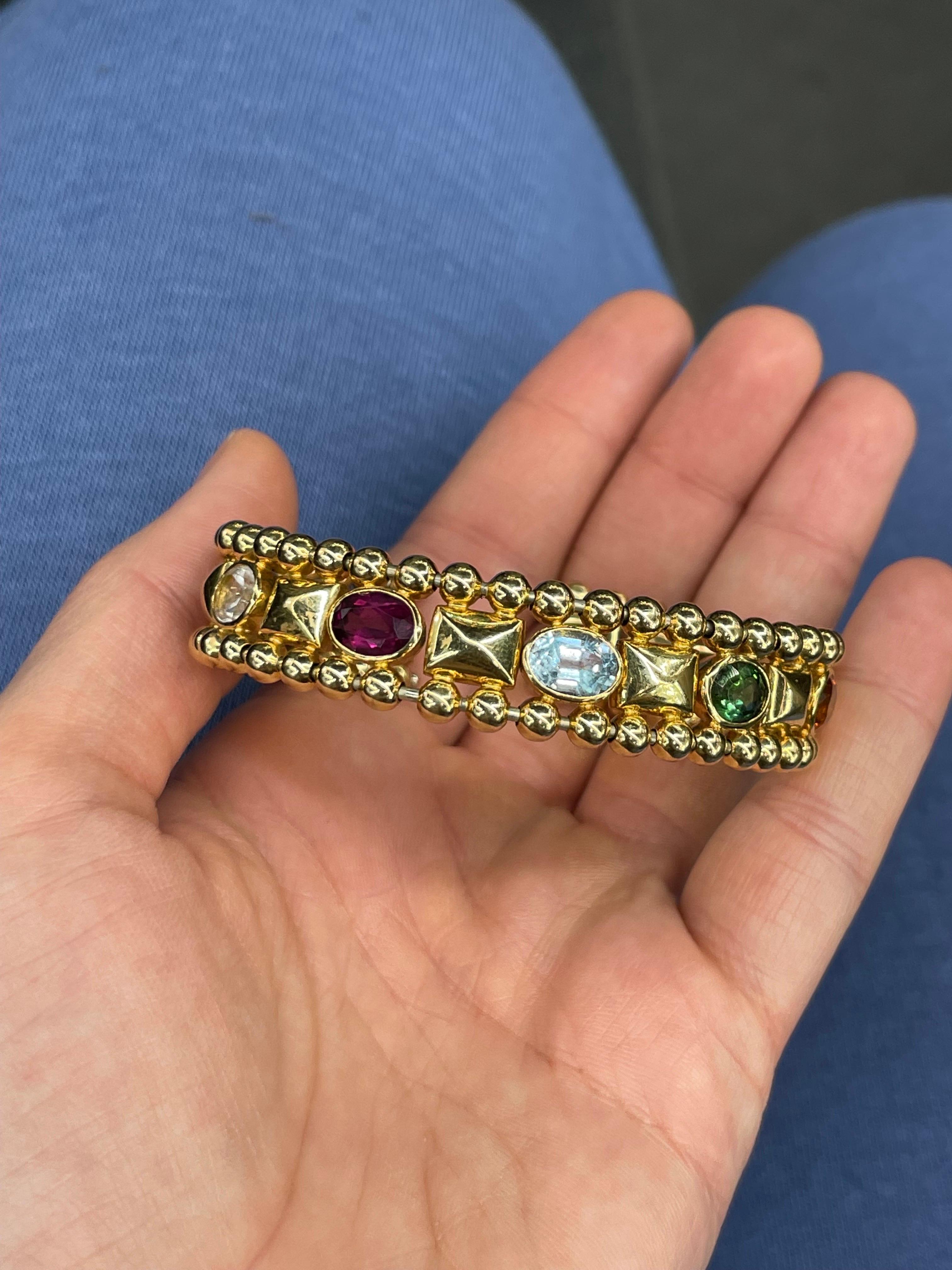 18 Karat Yellow Gold Semi-Precious Gemstone Cuff Bracelet 45.2 Grams 10
