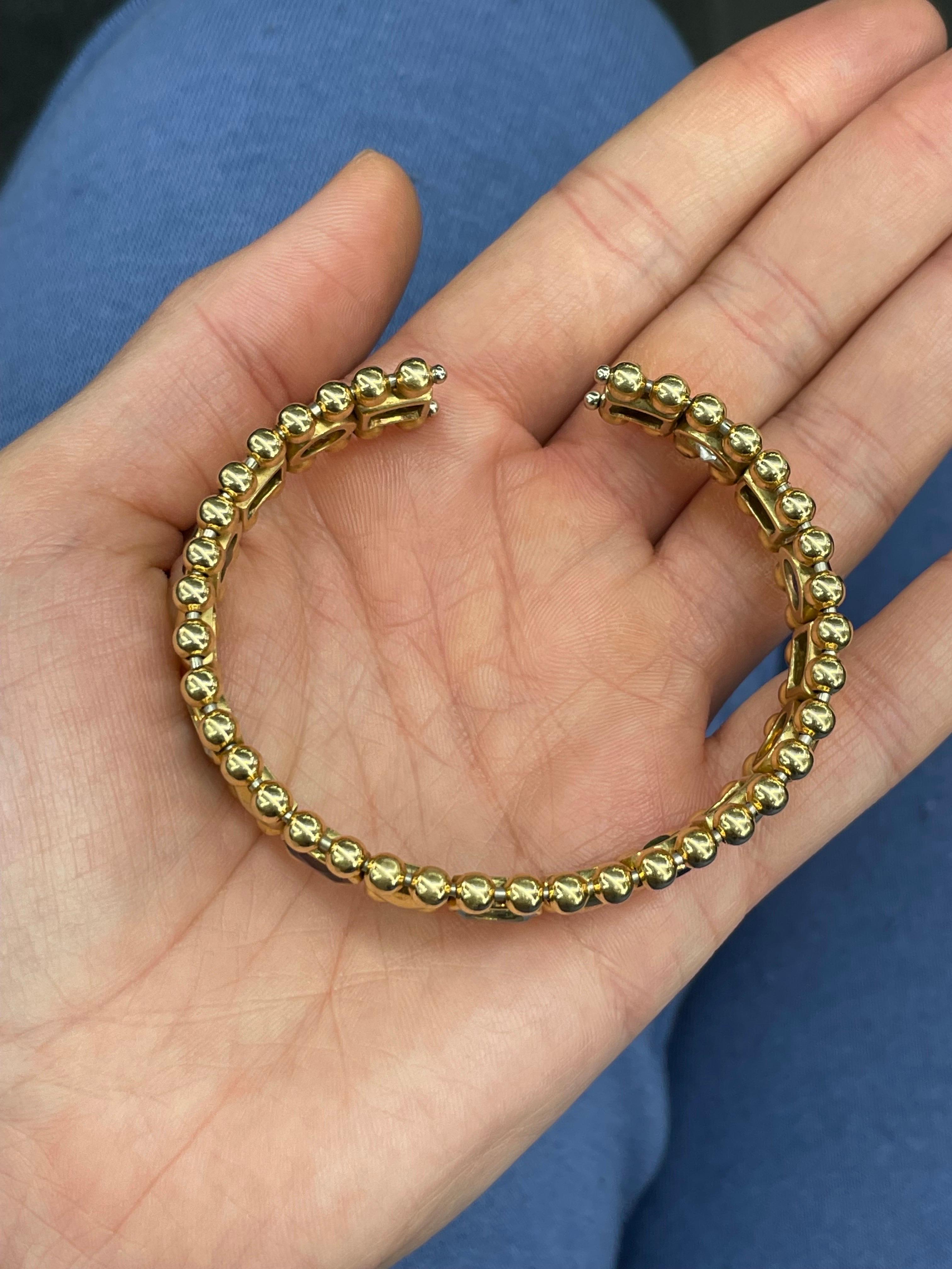 18 Karat Yellow Gold Semi-Precious Gemstone Cuff Bracelet 45.2 Grams 11