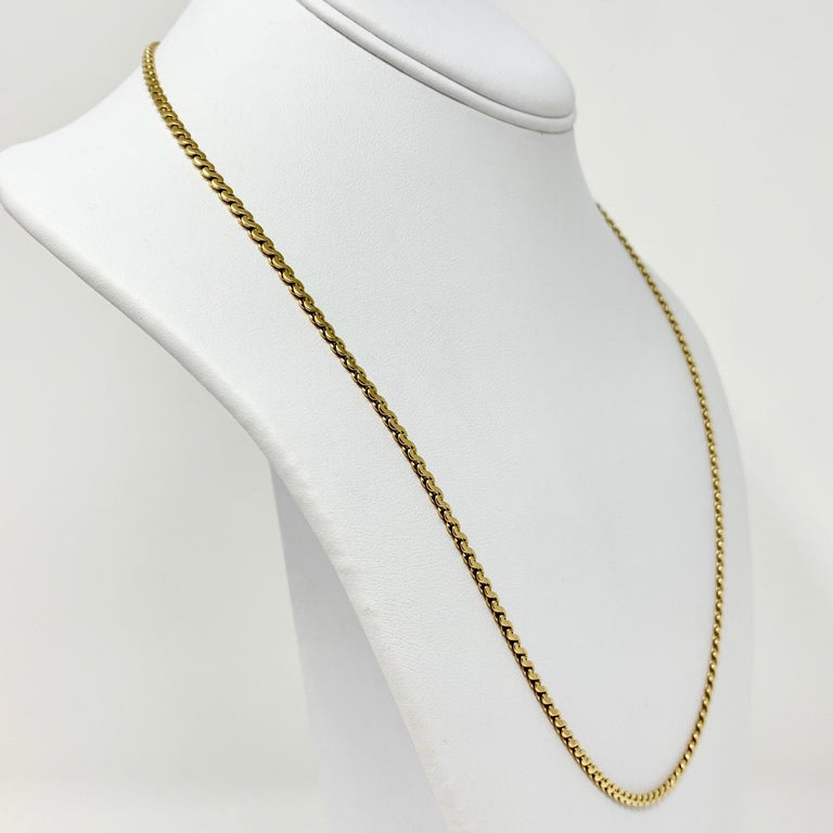 18 Karat Yellow Gold Serpentine Link UnoAErre Chain Necklace For Sale