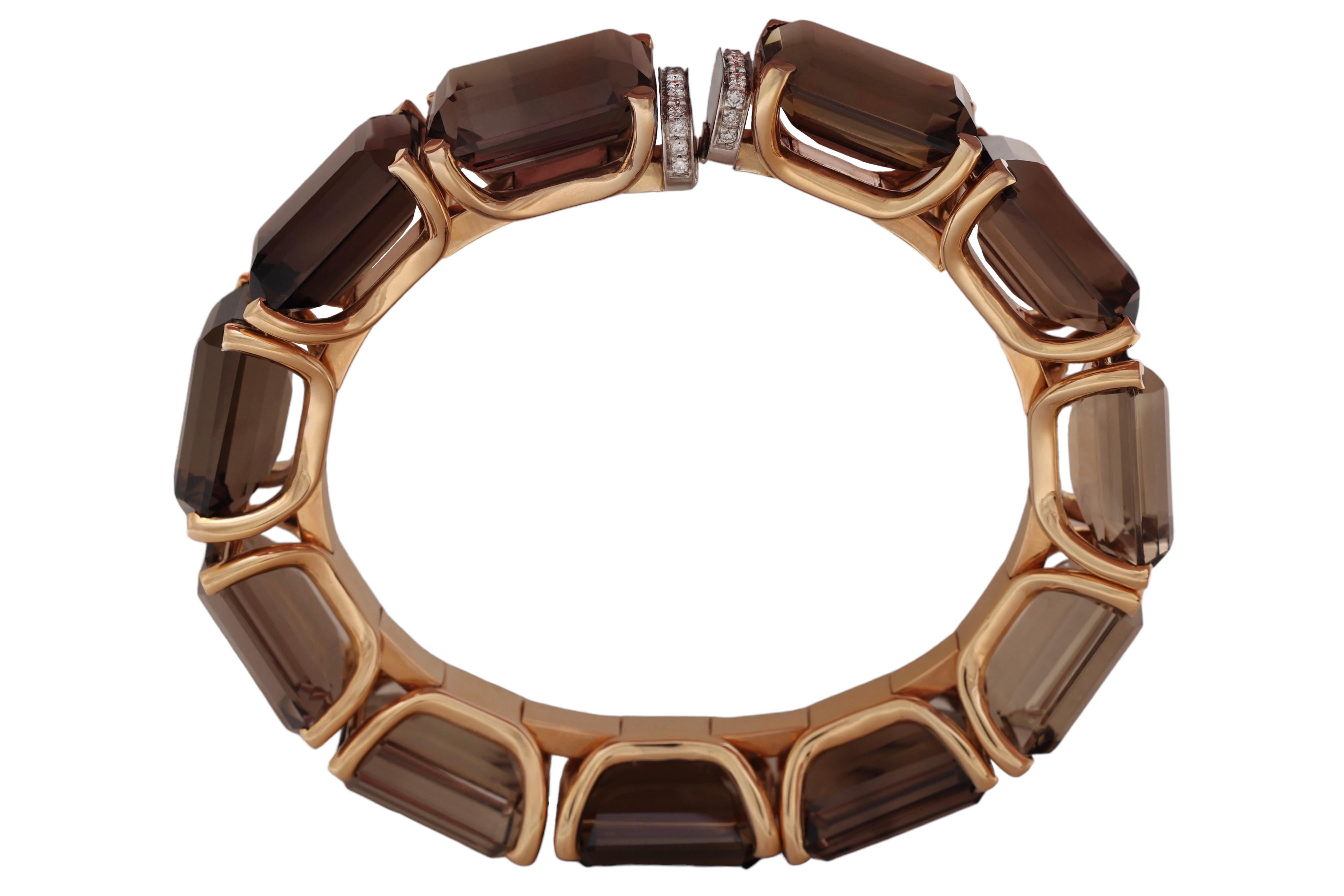 Women's or Men's 18 Karat Yellow Gold Set Ring, Earrings, Bracelet with Smoky Quartz, Diamonds For Sale