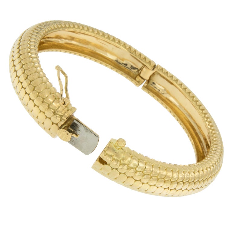 18 Karat Yellow Gold "Shagrin" Bangle Bracelet by Gemlok at 1stDibs