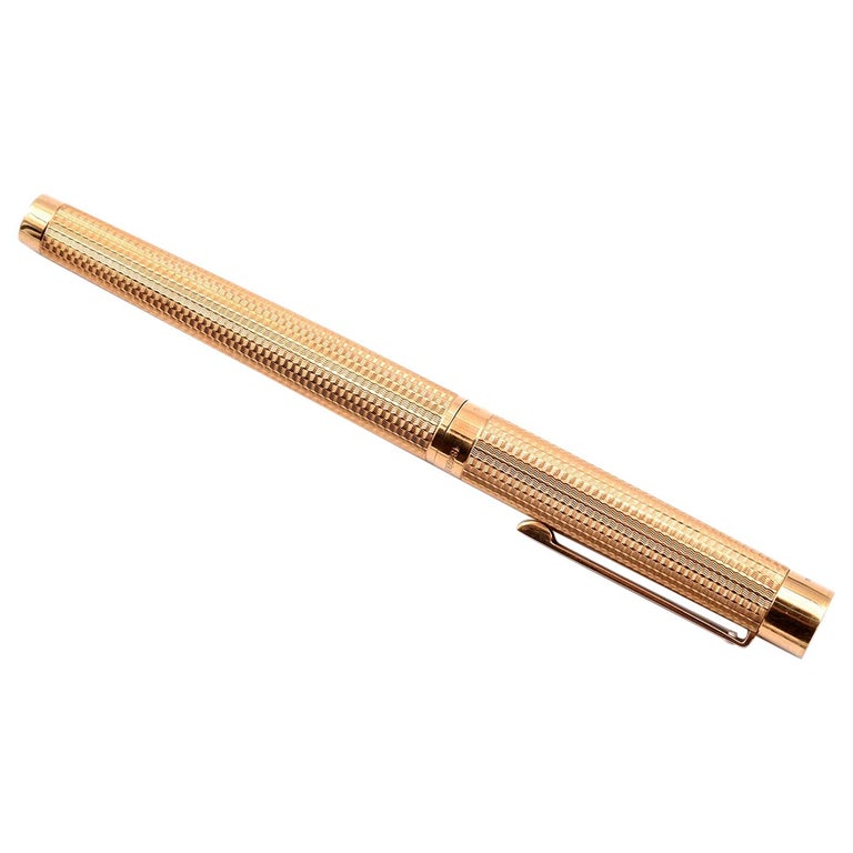 18 Karat Yellow Gold Sheaffer Fountain Pen at 1stDibs