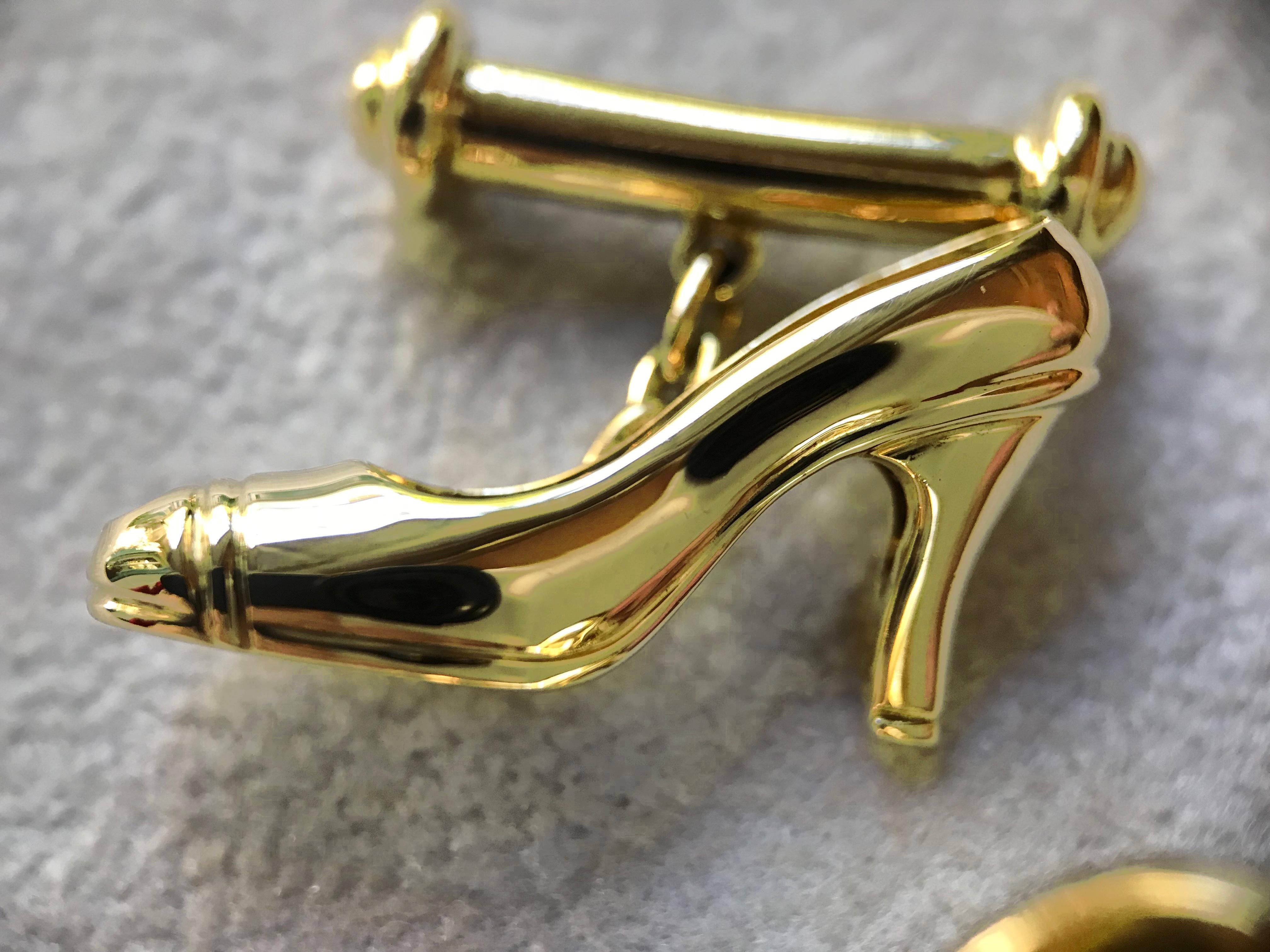 18 Karat Yellow Gold Shoes Diamond Cufflinks In New Condition For Sale In Milano, IT