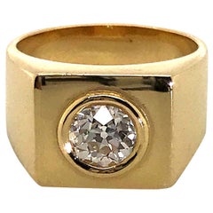 18 Karat Yellow Gold Signet Pinky Ring