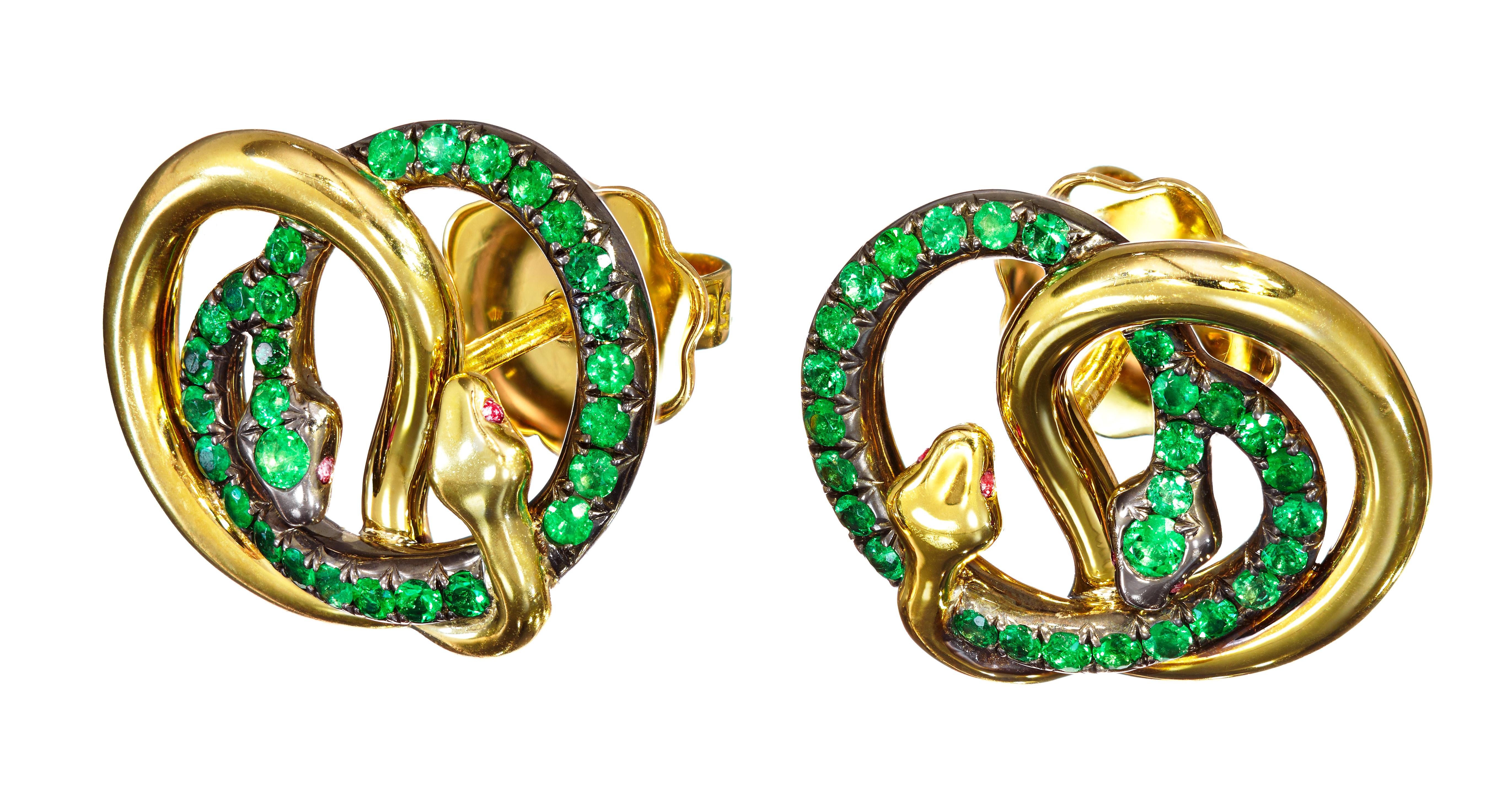 Boucles d'oreilles Aenea en or jaune 18 carats, argent, émeraudes et rubis Pour femmes en vente