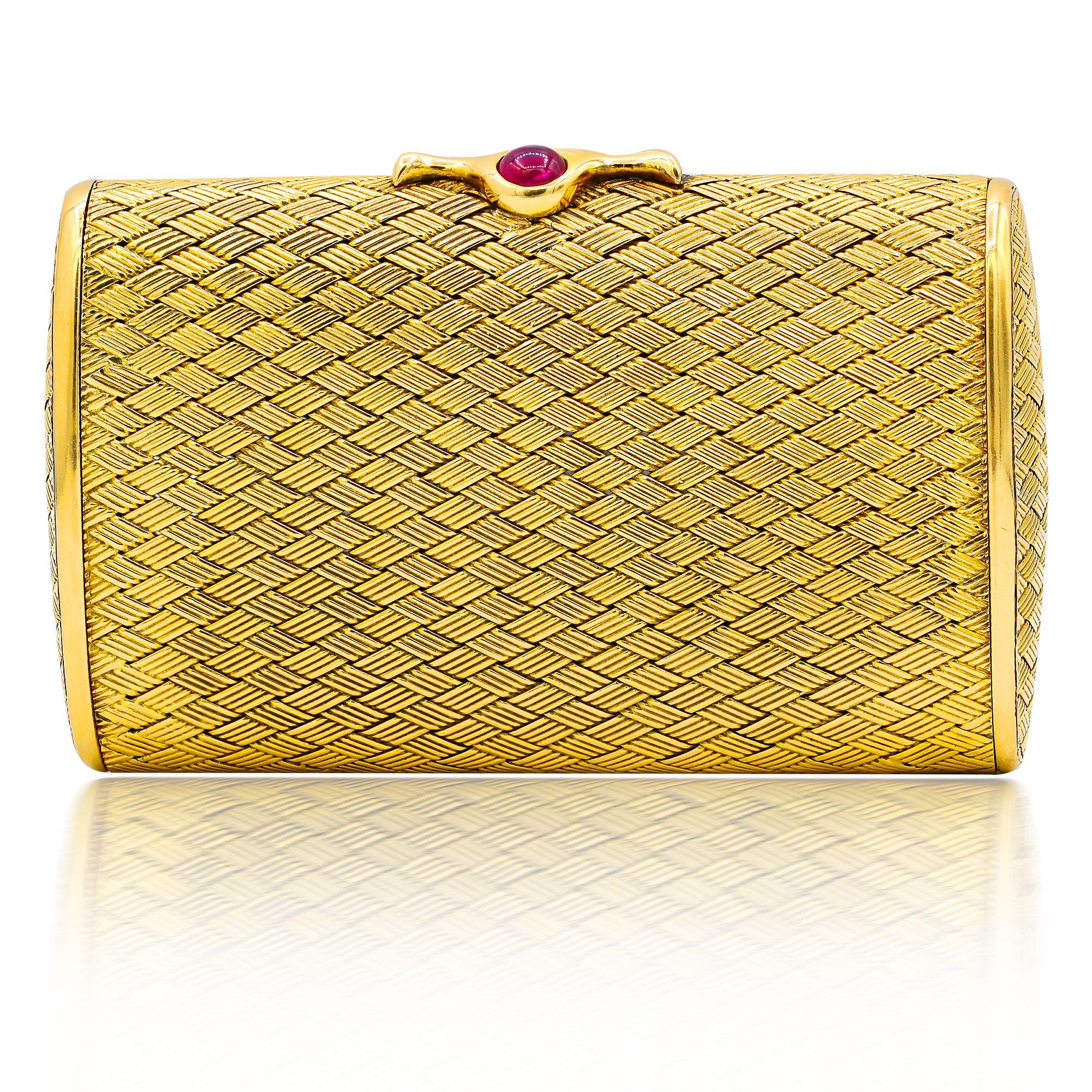 Petite pochette en or jaune 18 carats Unisexe en vente