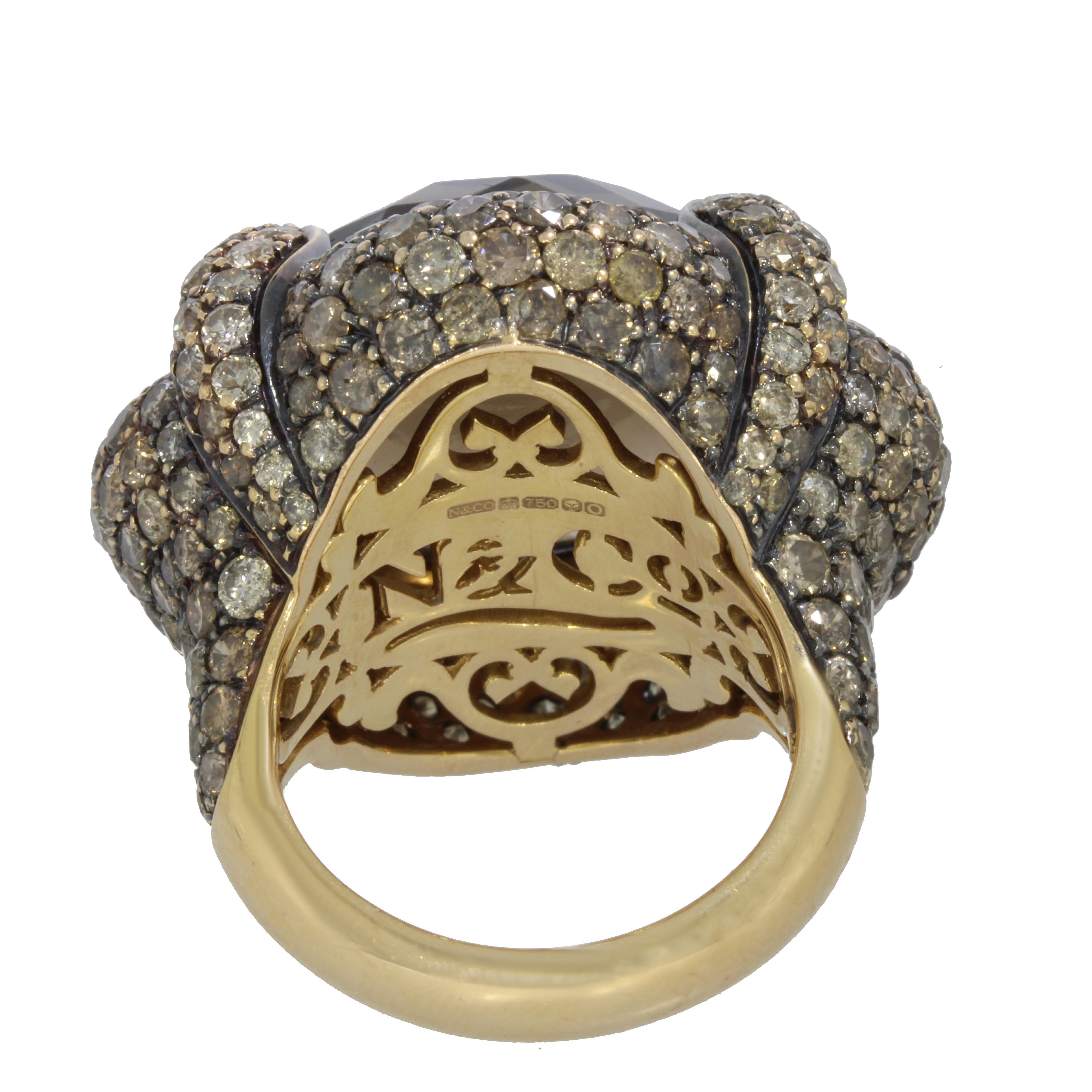 Cabochon 18 Karat Yellow Gold Smokey Quartz and Brown Diamonds Venice Ring by Niquesa For Sale
