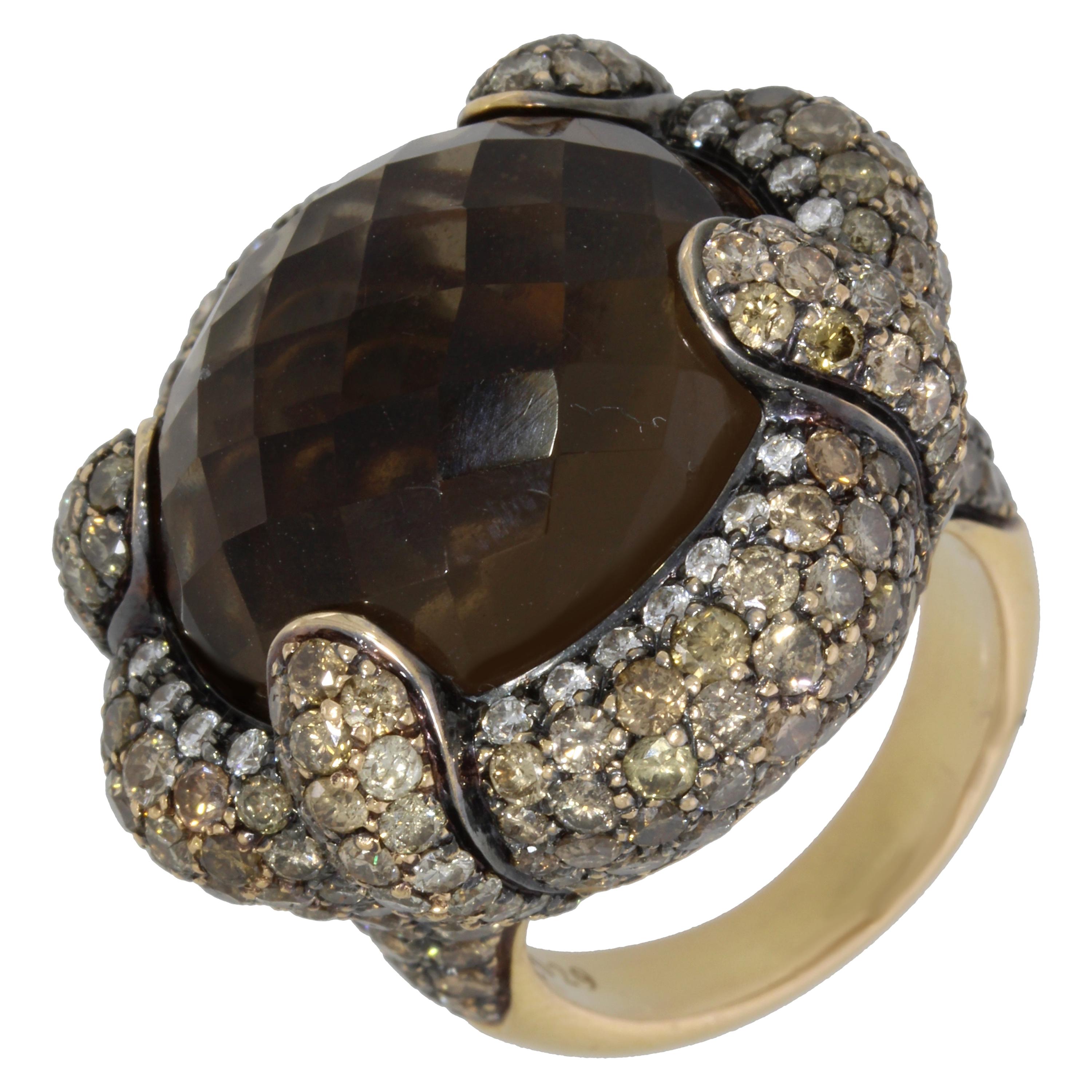 18 Karat Yellow Gold Smokey Quartz and Brown Diamonds Venice Ring by Niquesa For Sale