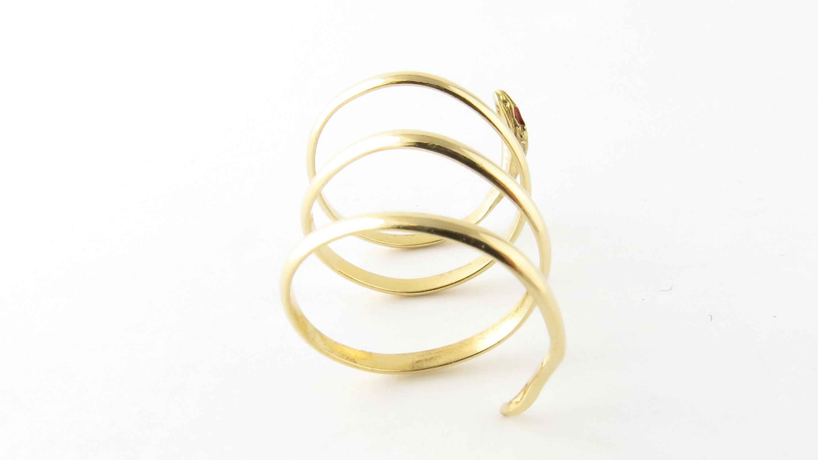 18 Karat Yellow Gold Snake Ring In Good Condition In Washington Depot, CT