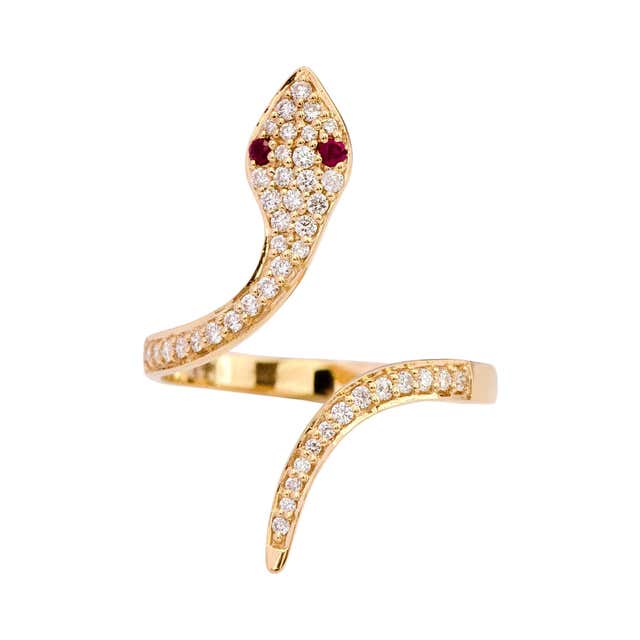 Chopard 18 Karat Yellow Gold Rubies and Sapphires Fish Ring For Sale at ...