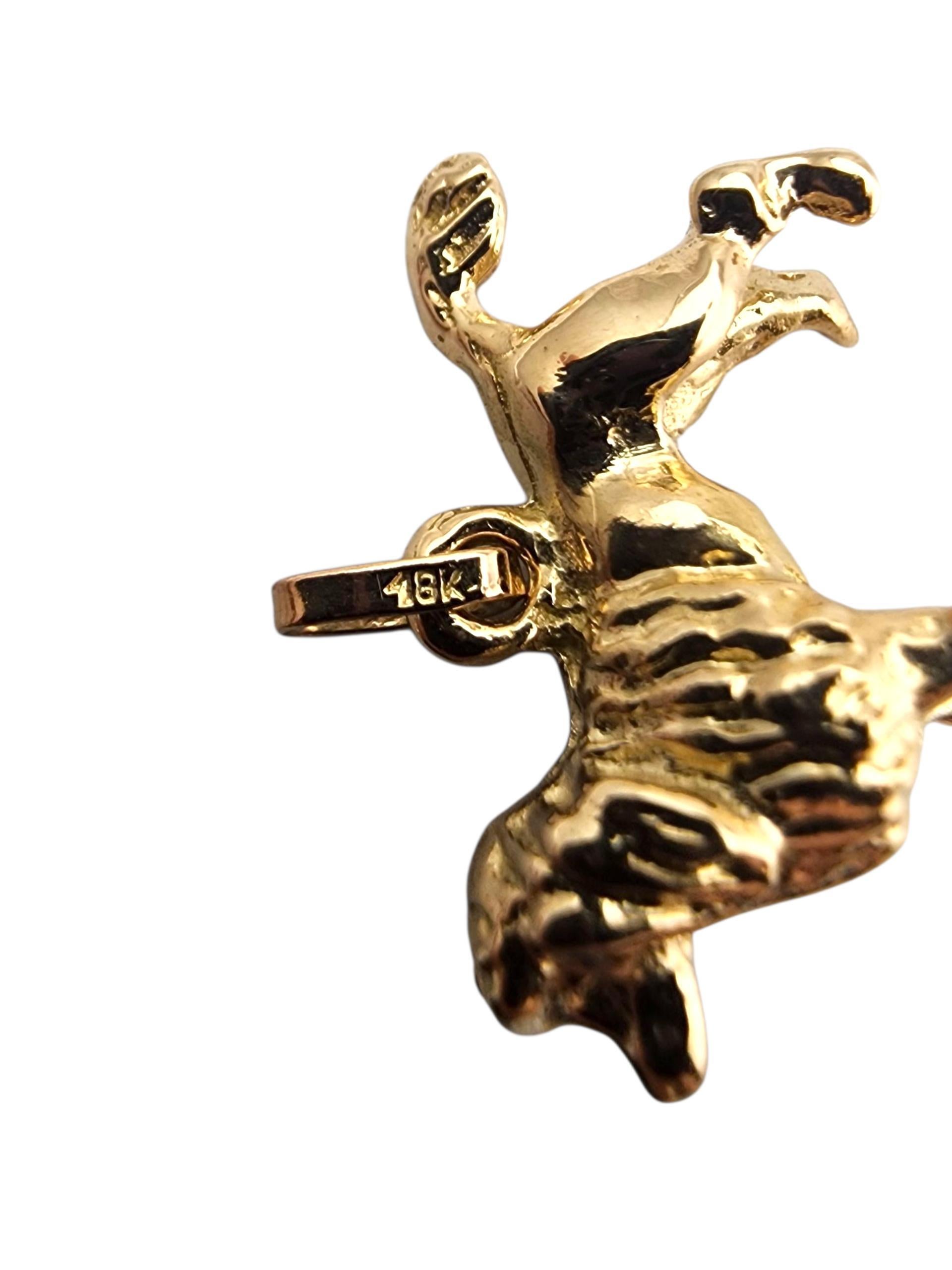 Or jaune 18 carats breloque chien de neige #23582 en vente 3