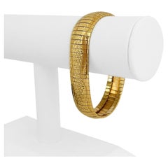 18 Karat Yellow Gold Solid Heavy Fancy Omega Link Bracelet, Italy