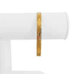 18 Karat Yellow Gold Solid Ladies Fancy Diamond Cut Bangle Bracelet, Italy