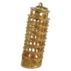 18 Karat Yellow Gold Solid Leaning Tower of Pisa Charm Pendant, Italy