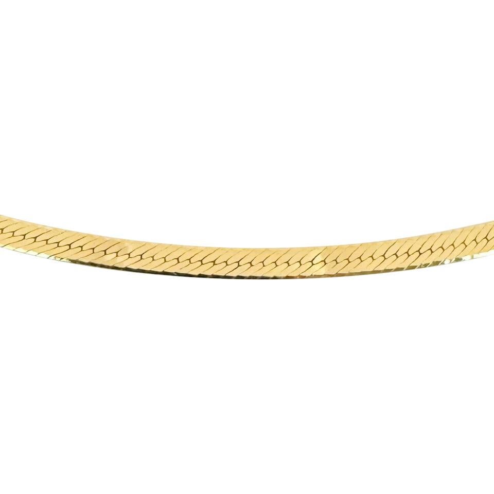 18 Karat Yellow Gold Solid Thin Herringbone Link Chain Necklace Italy  In Good Condition In Guilford, CT