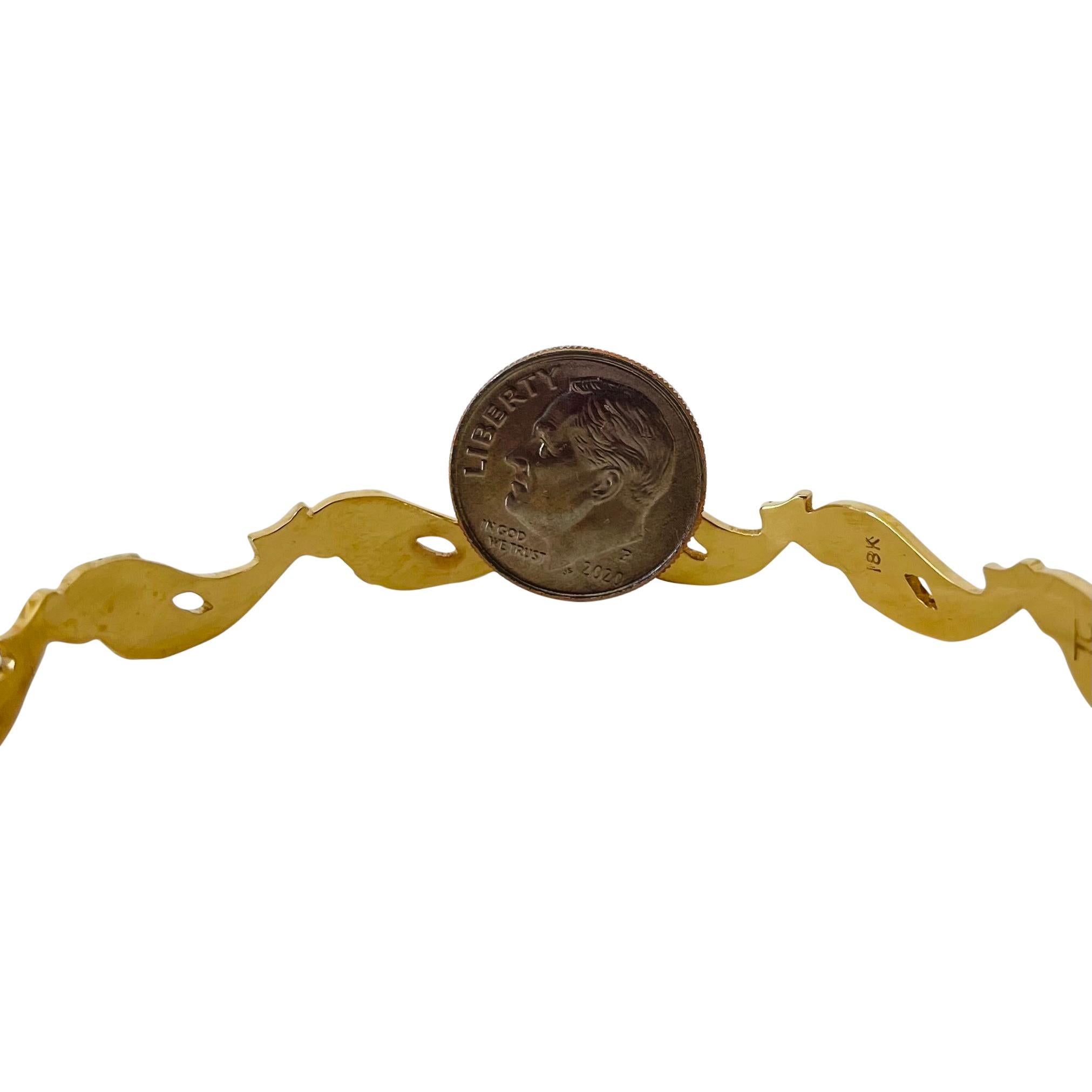 Women's 18 Karat Yellow Gold Solid Vintage Pair of Fish Design Bangle Bracelet