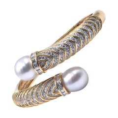 18 Karat Yellow Gold South Sea Pearl and Diamond Bangle Bracelet