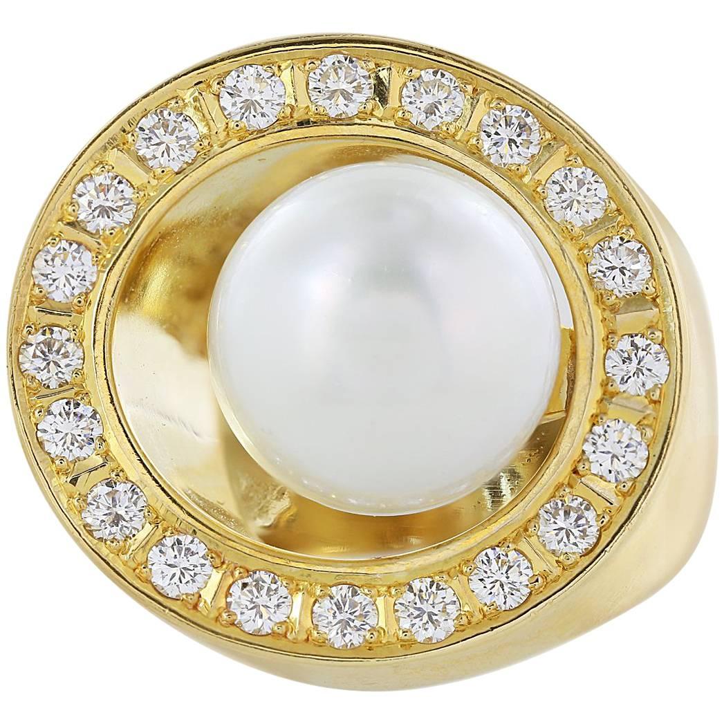 18 Karat Yellow Gold South Sea Pearl and Diamond Cluster Ring For Sale
