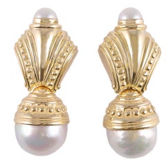 18 Karat Yellow Gold South Sea Pearl Earrings