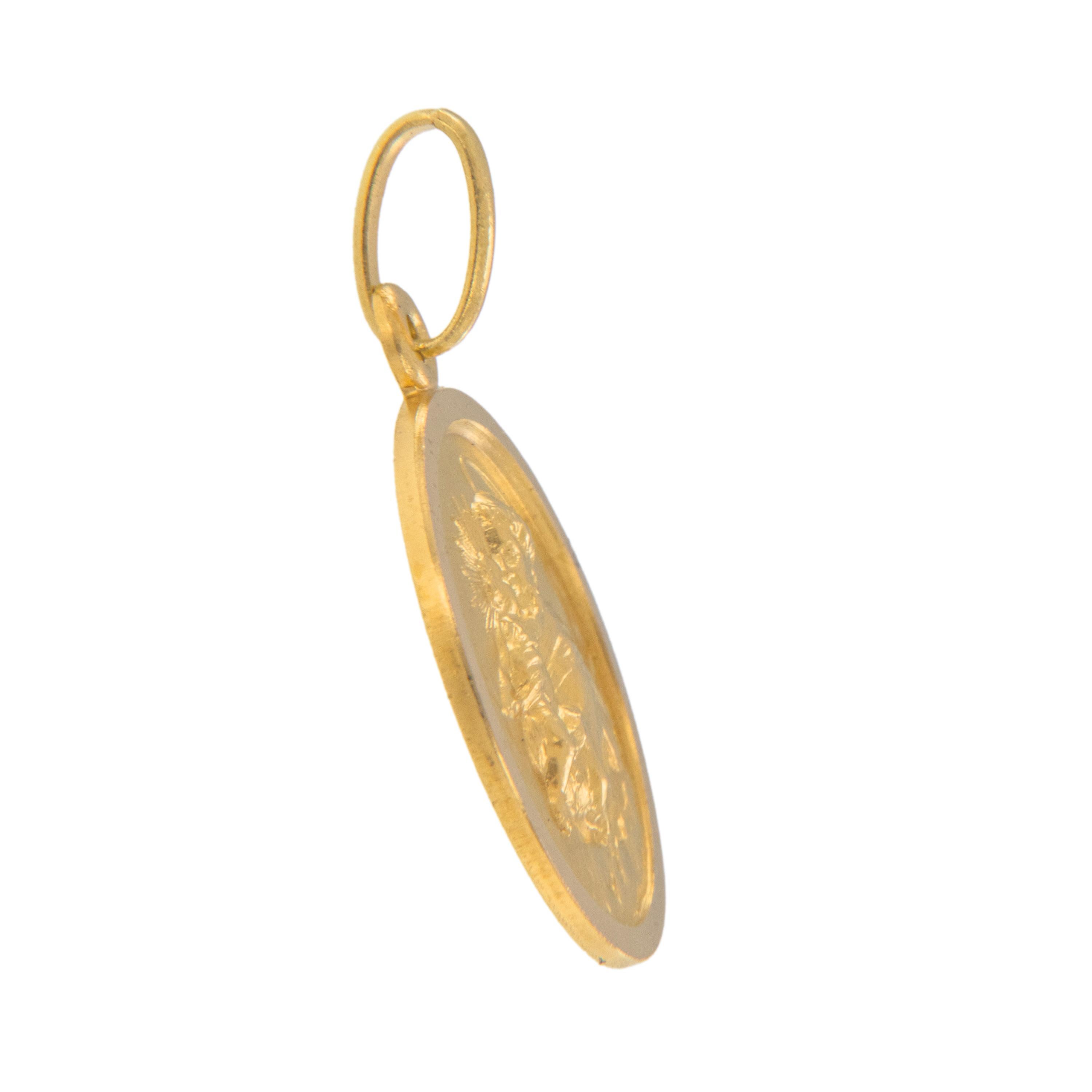 Colgante de oro amarillo de 18 quilates con medalla de San Antonio Hecho en Italia Romano clásico en venta