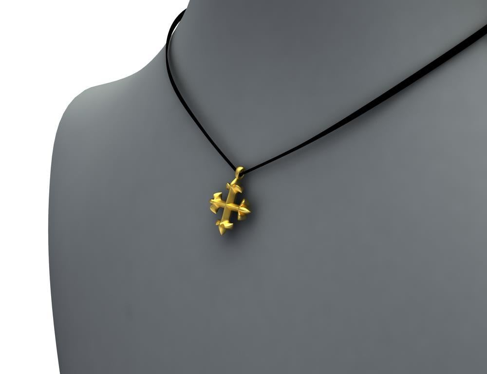 18 Karat Yellow Gold St. Mary's Fleur-de-Lis Pendant Necklace In New Condition For Sale In New York, NY