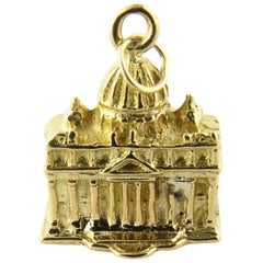 18 Karat Yellow Gold St. Peter's Basilica Charm
