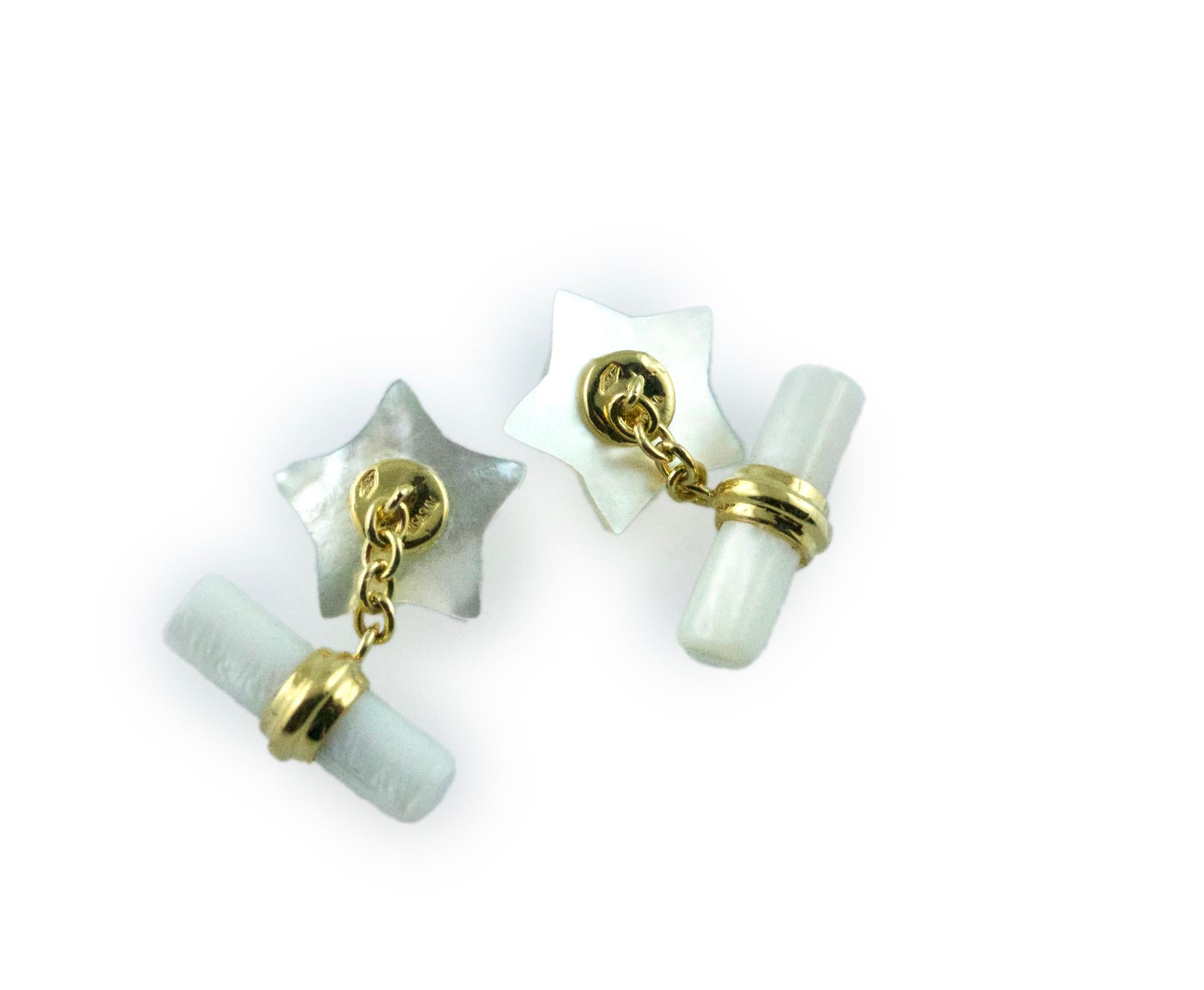 18 Karat Yellow Gold Star Mother-of-Pearl and Ruby Cufflinks In New Condition For Sale In Milano, IT