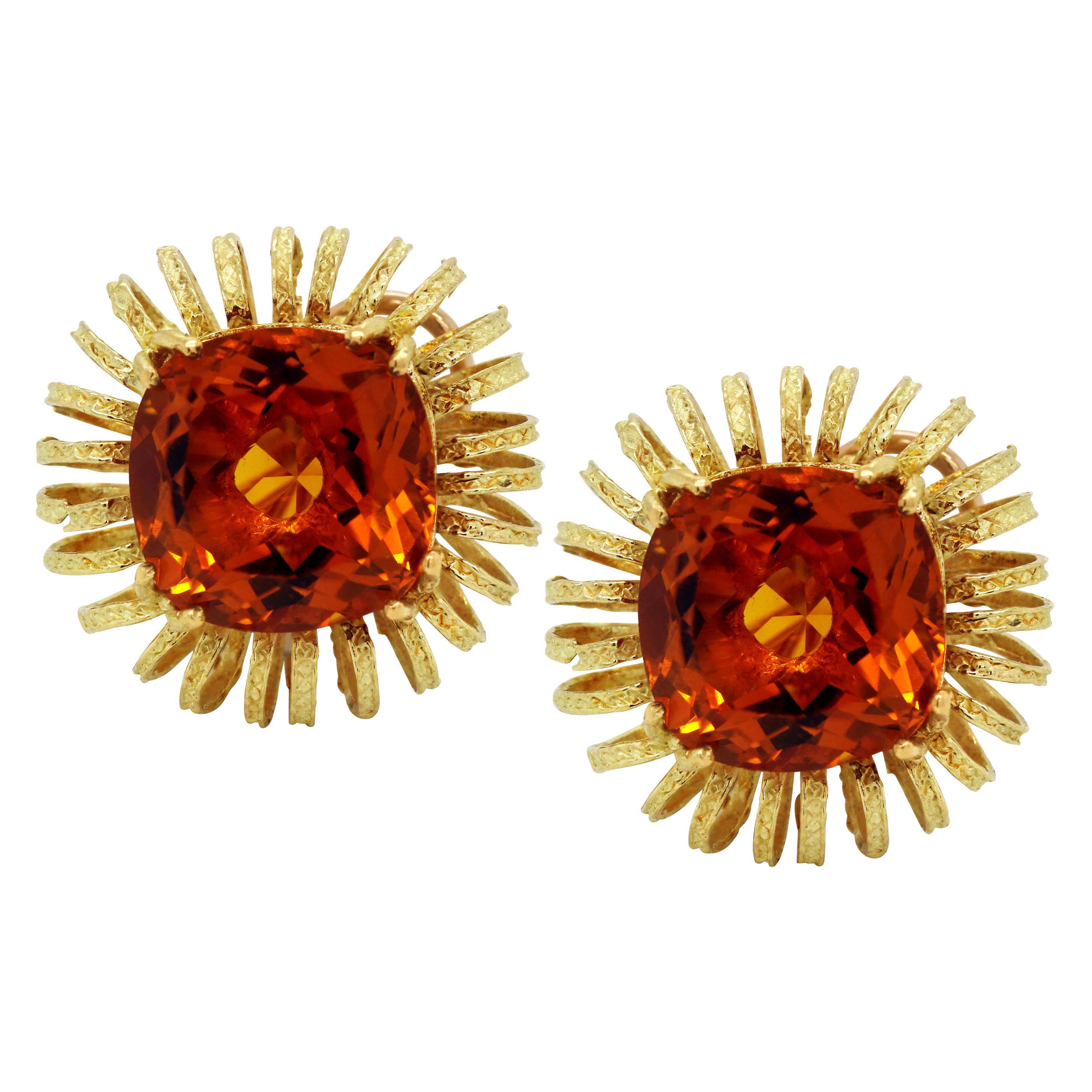 18 Karat Yellow Gold Starburst Floral Stud Earrings with Citrine Centers