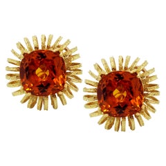 18 Karat Yellow Gold Starburst Floral Stud Earrings with Citrine Centers