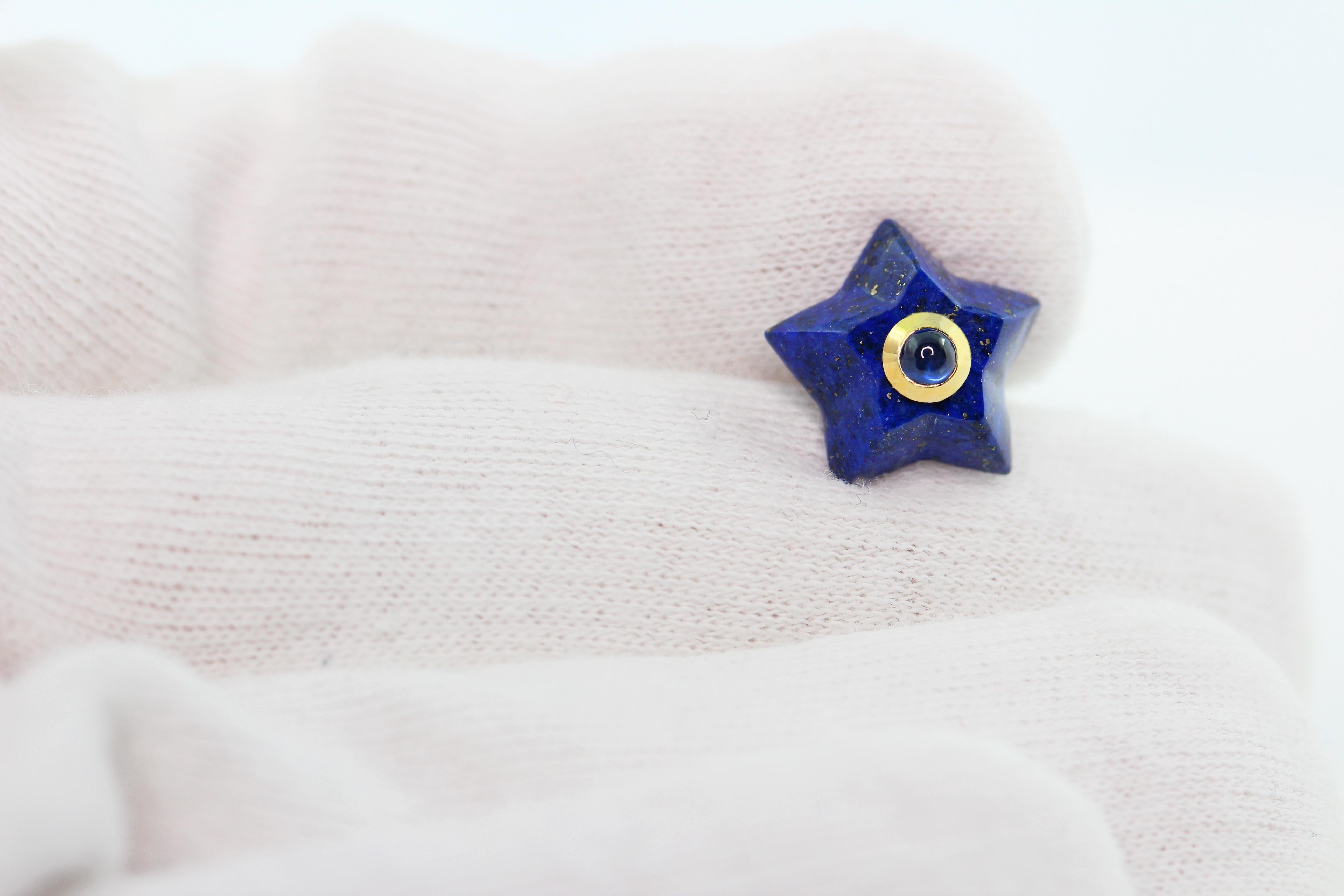 Cabochon 18 Karat Yellow Gold Stars Lapis Lazuli Sapphires Stud Earrings For Sale