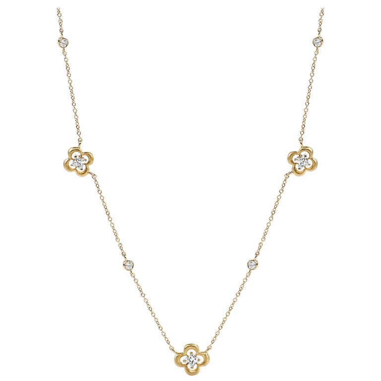 18 Karat Yellow Gold Station Diamond Flower Necklace 0.75 Carat Total For Sale