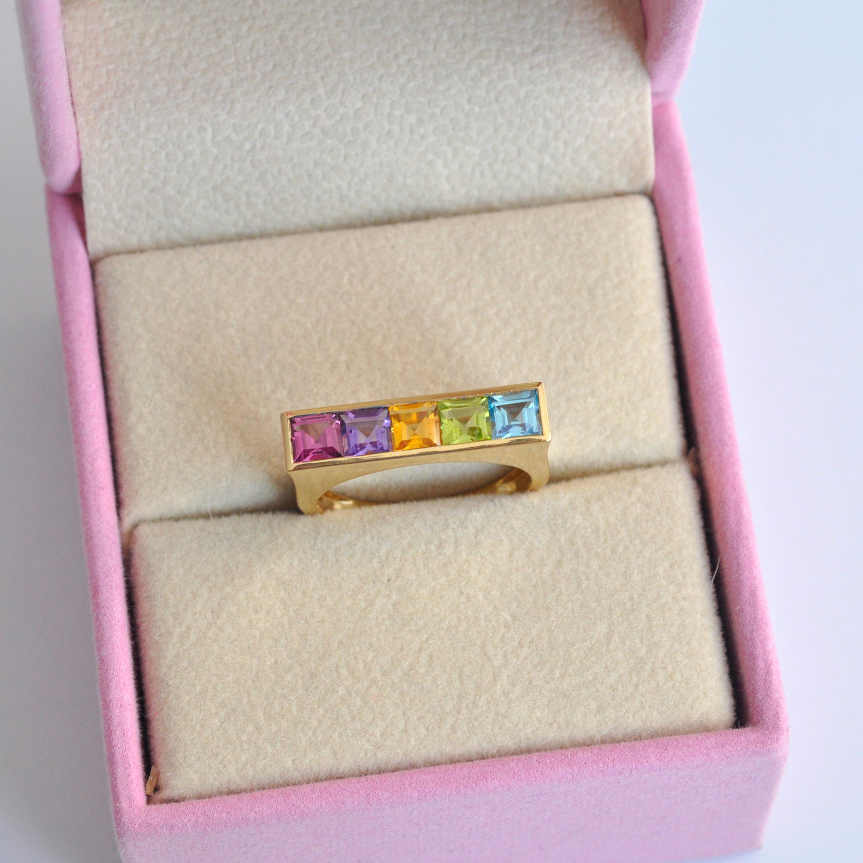 For Sale:  18 Karat Yellow Gold Step Cut Multicolour Gemstones Linear Rainbow Bar Band Ring 12