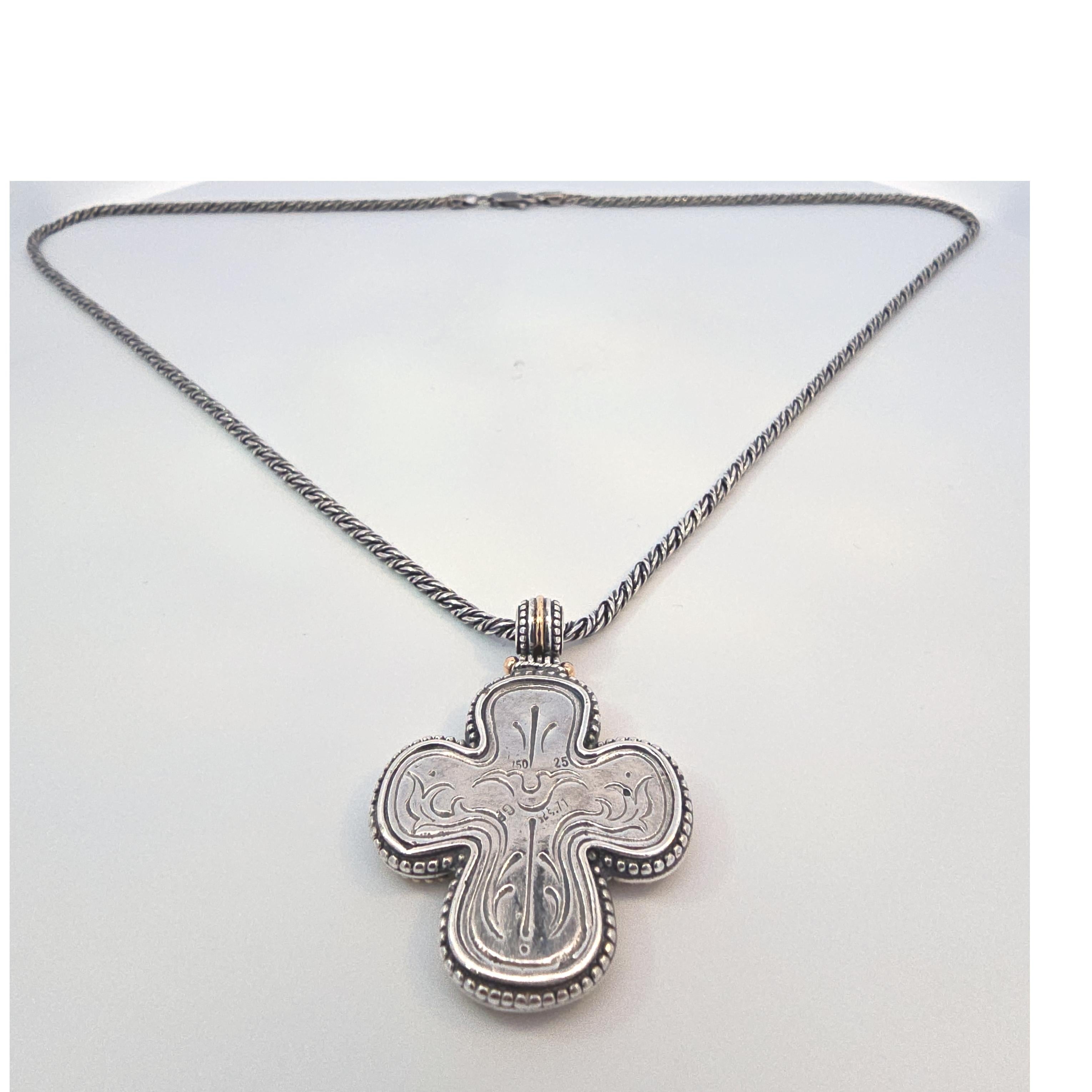 Collana con croce bizantina in oro giallo 18 carati e argento sterling in vendita 1