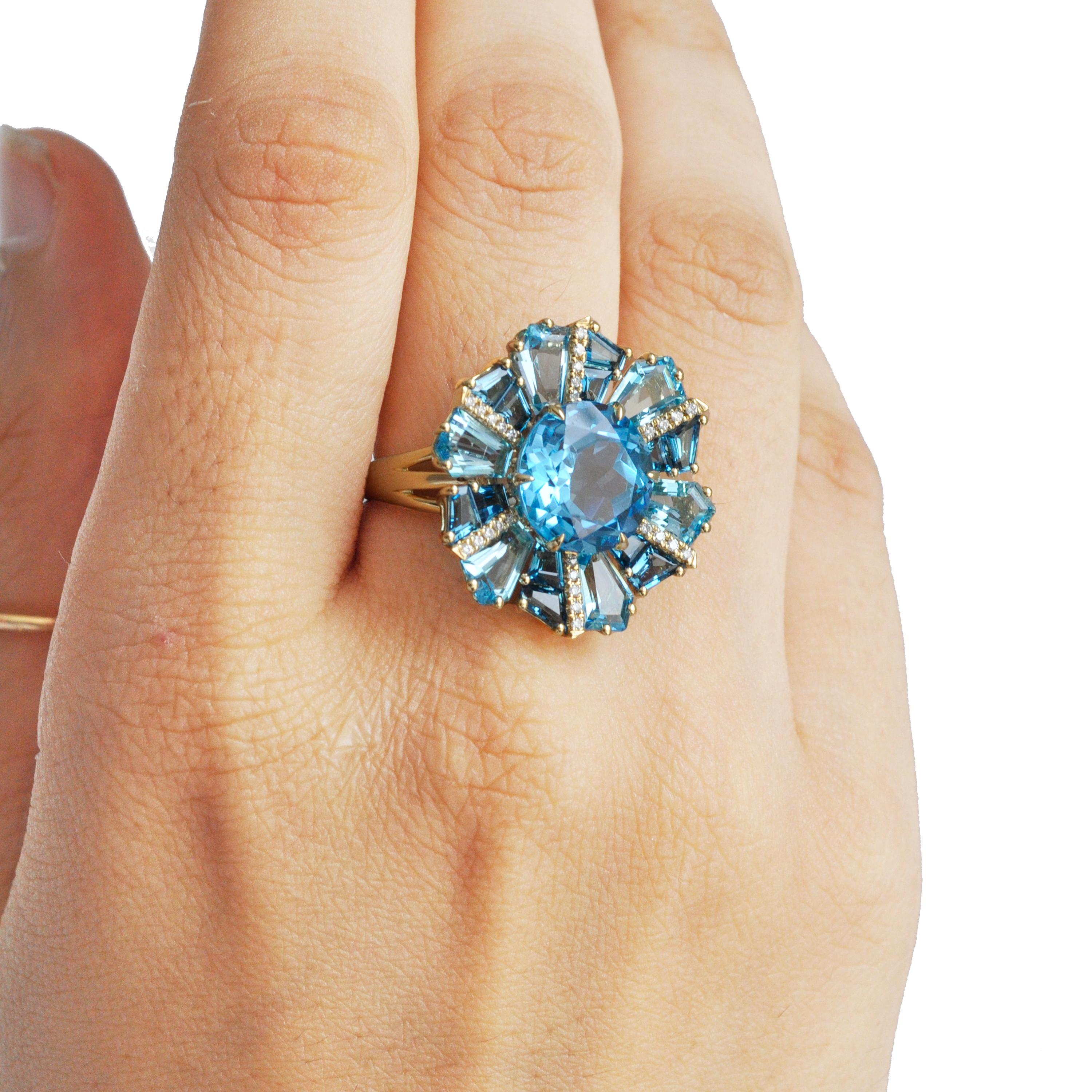 Donna Oro giallo 18 carati Topazio Blu Svizzero London Topazio Blu Diamante Anello Cocktail