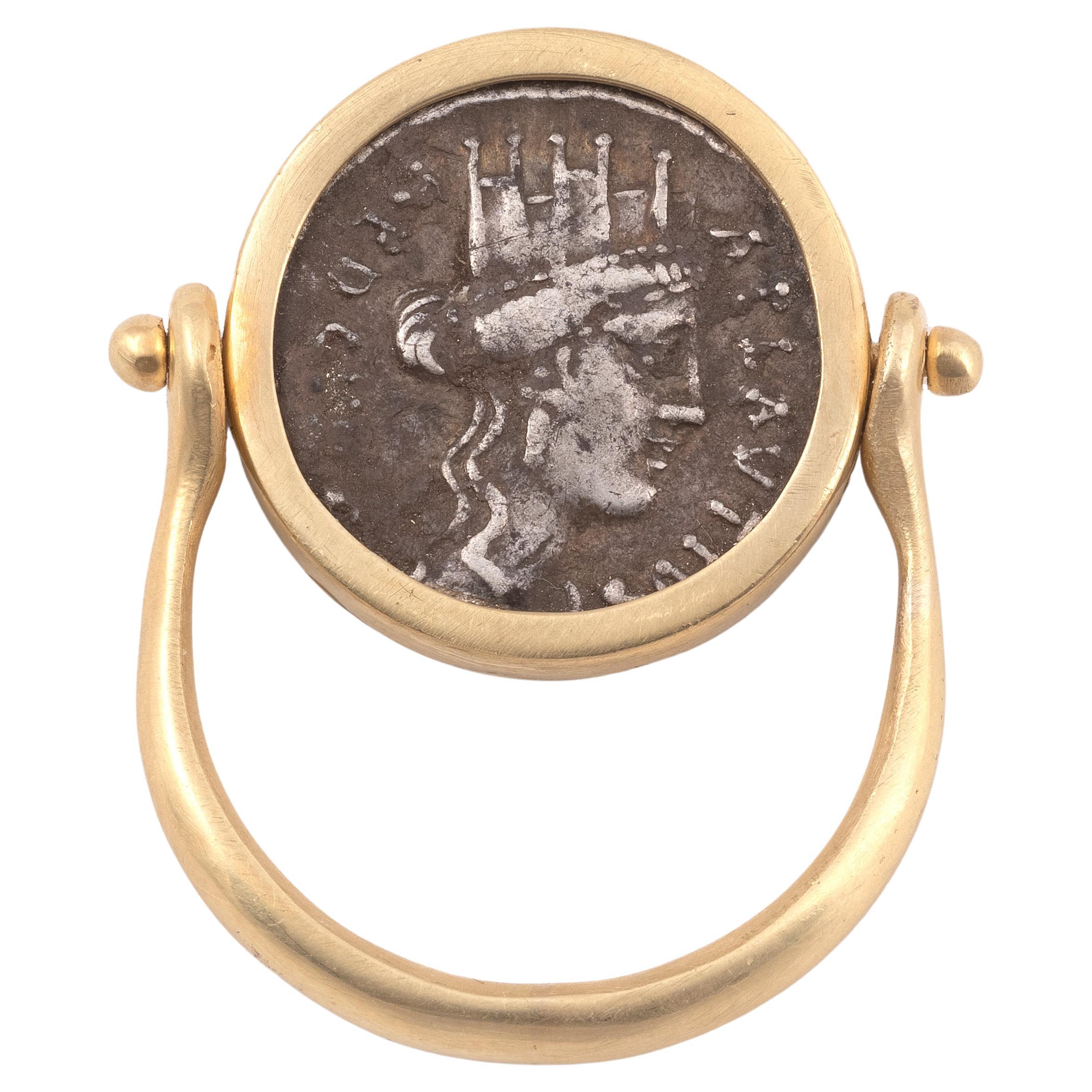 18 Karat Yellow Gold Swivel Silver Roman Coin Plautius Ring