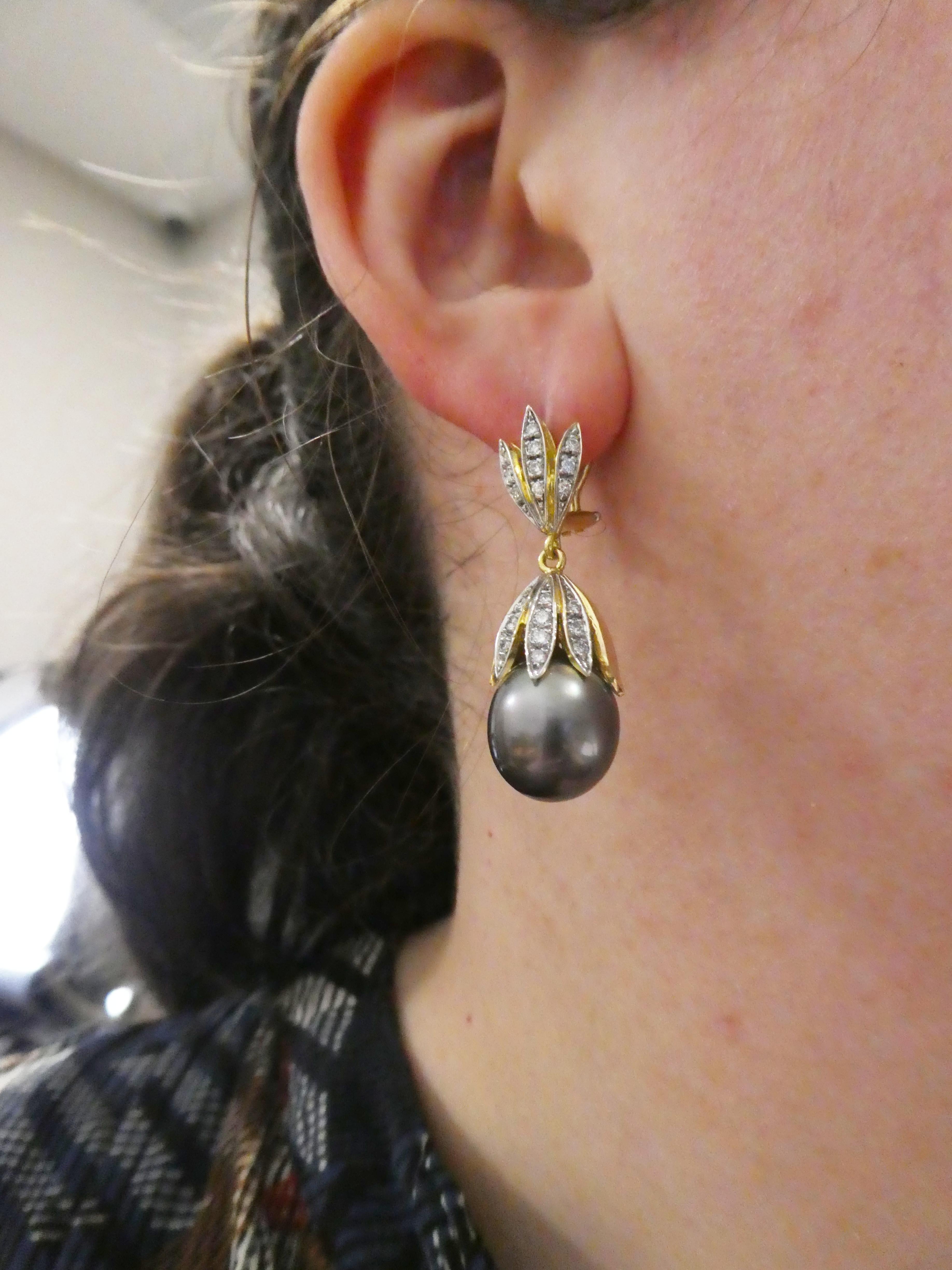 18 Karat Yellow Gold Tahitian Pearl and Diamond Dangle Drop Earrings 1