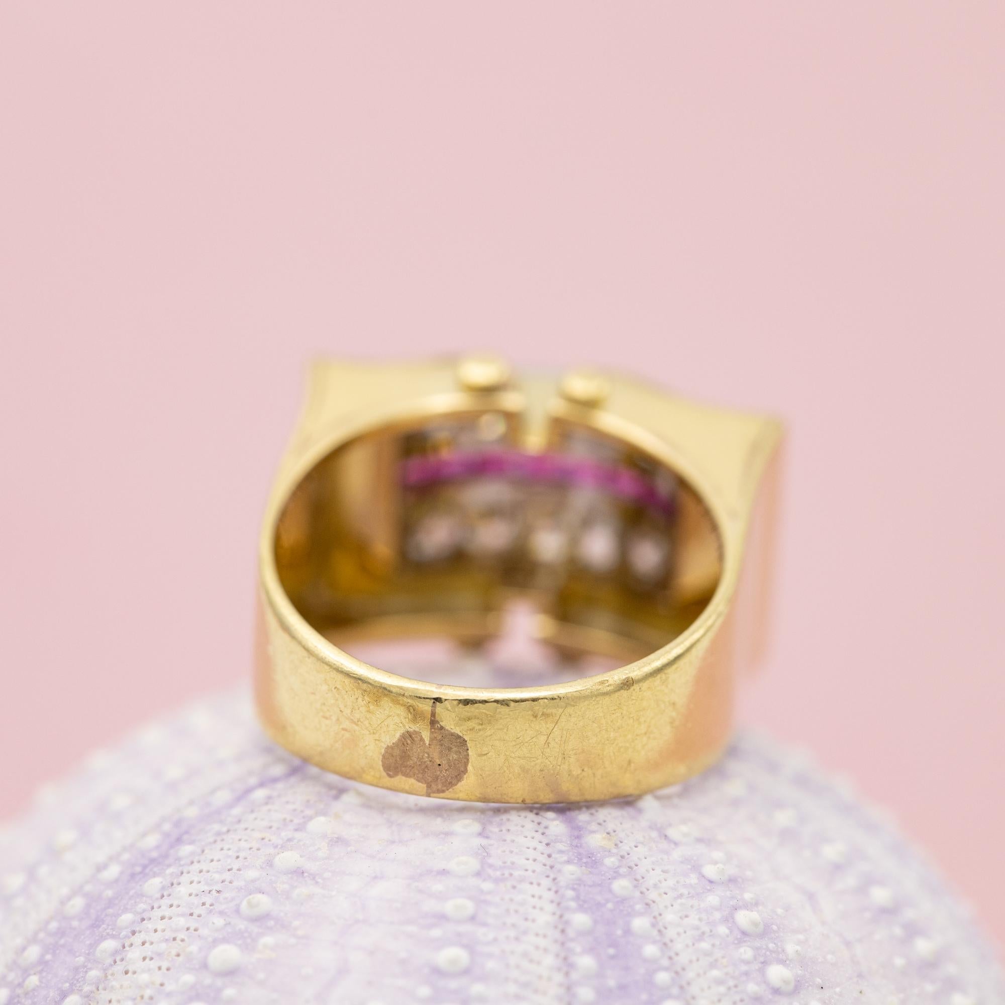 18 karat yellow gold tank ring - Ruby & old cut Diamond - Retro Vintage bow ring 2