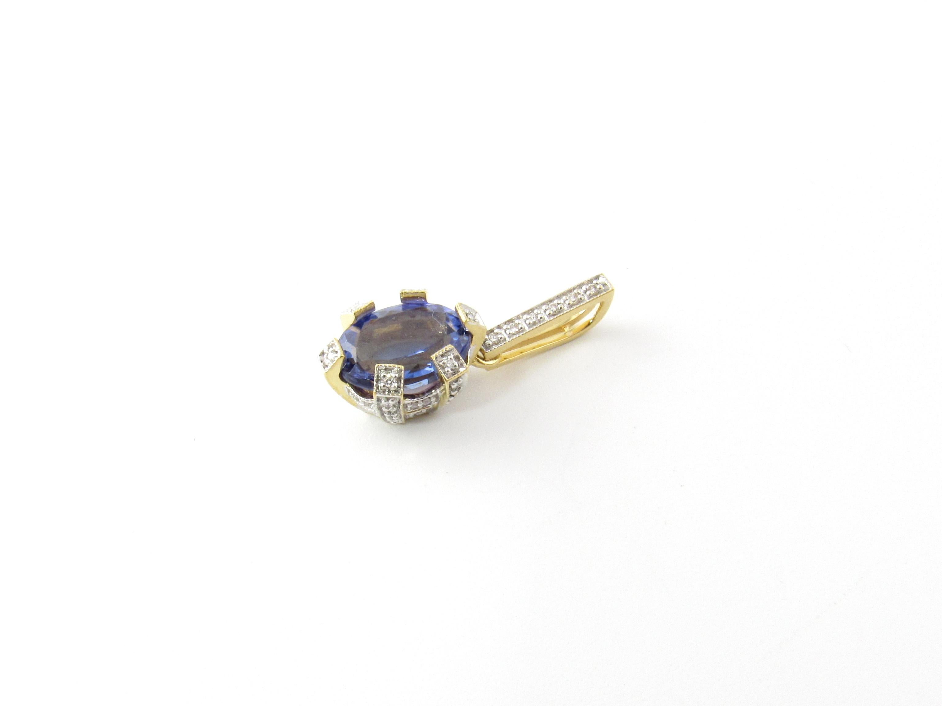 18 Karat Yellow Gold Genuine Tanzanite and Diamond Pendant In Good Condition In Washington Depot, CT