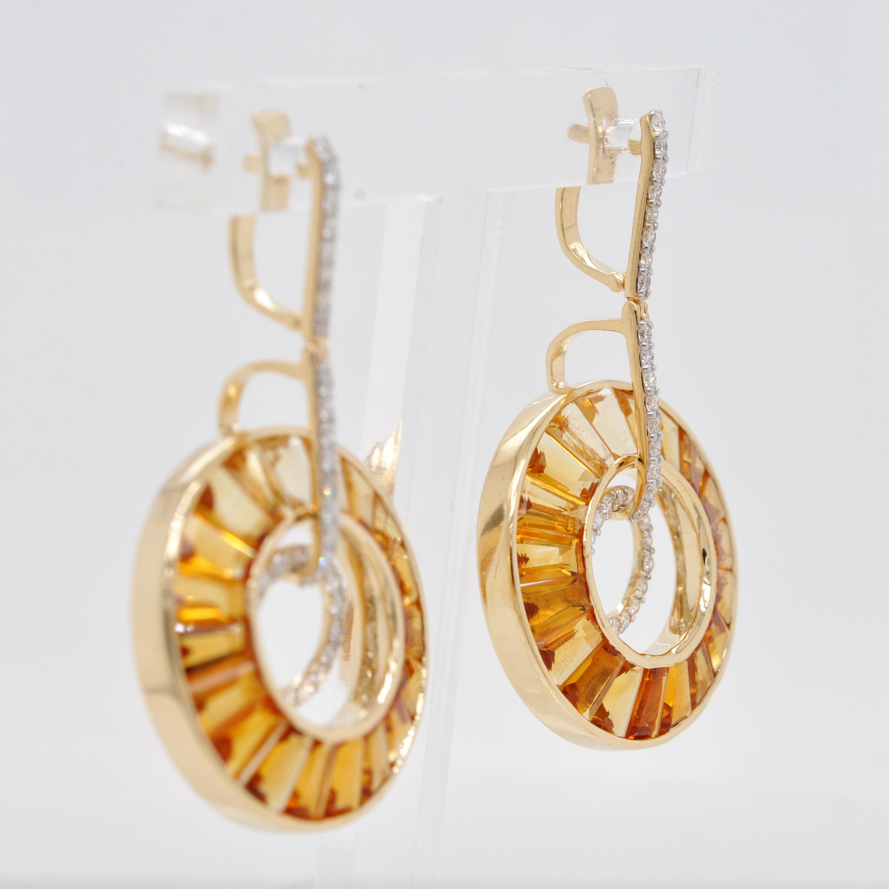 Pendants d'oreilles en or jaune 14 carats avec citrine baguette et diamants Pour femmes en vente