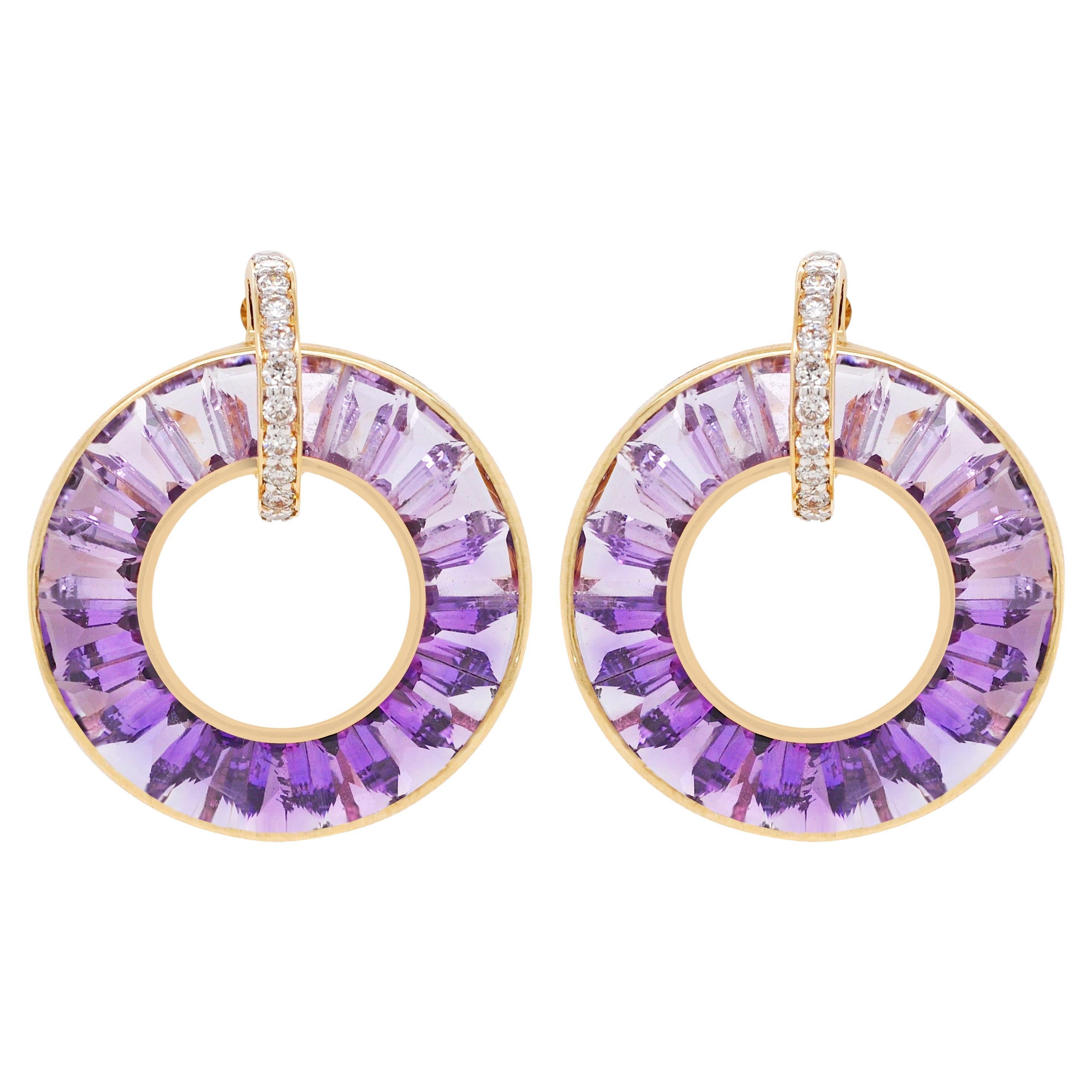 18 Karat Yellow Gold Tapered Baguettes Amethyst Diamond Circle Earrings