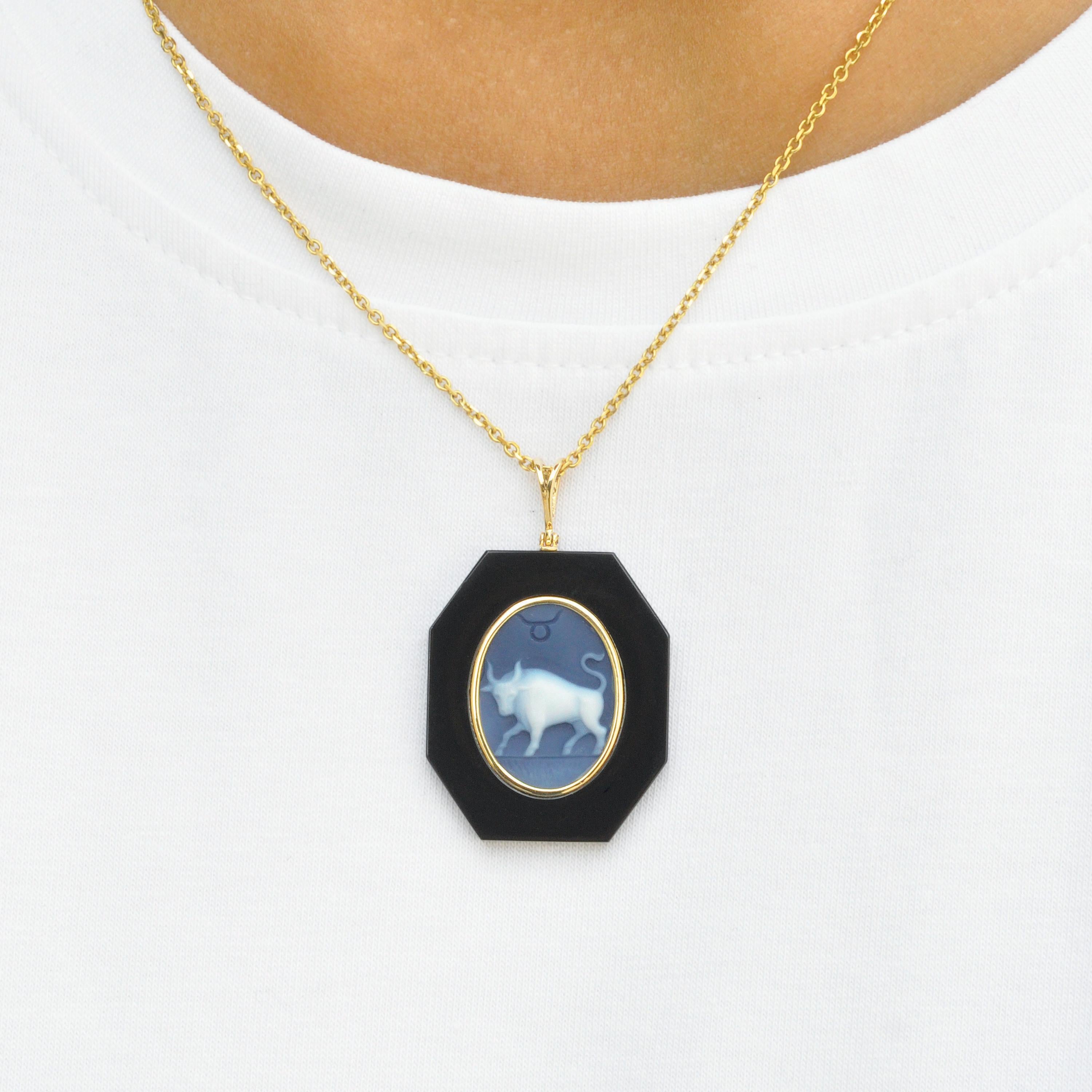 Contemporary 18 Karat Yellow Gold Taurus Zodiac Agate Cameo Black Onyx Pendant Necklace For Sale