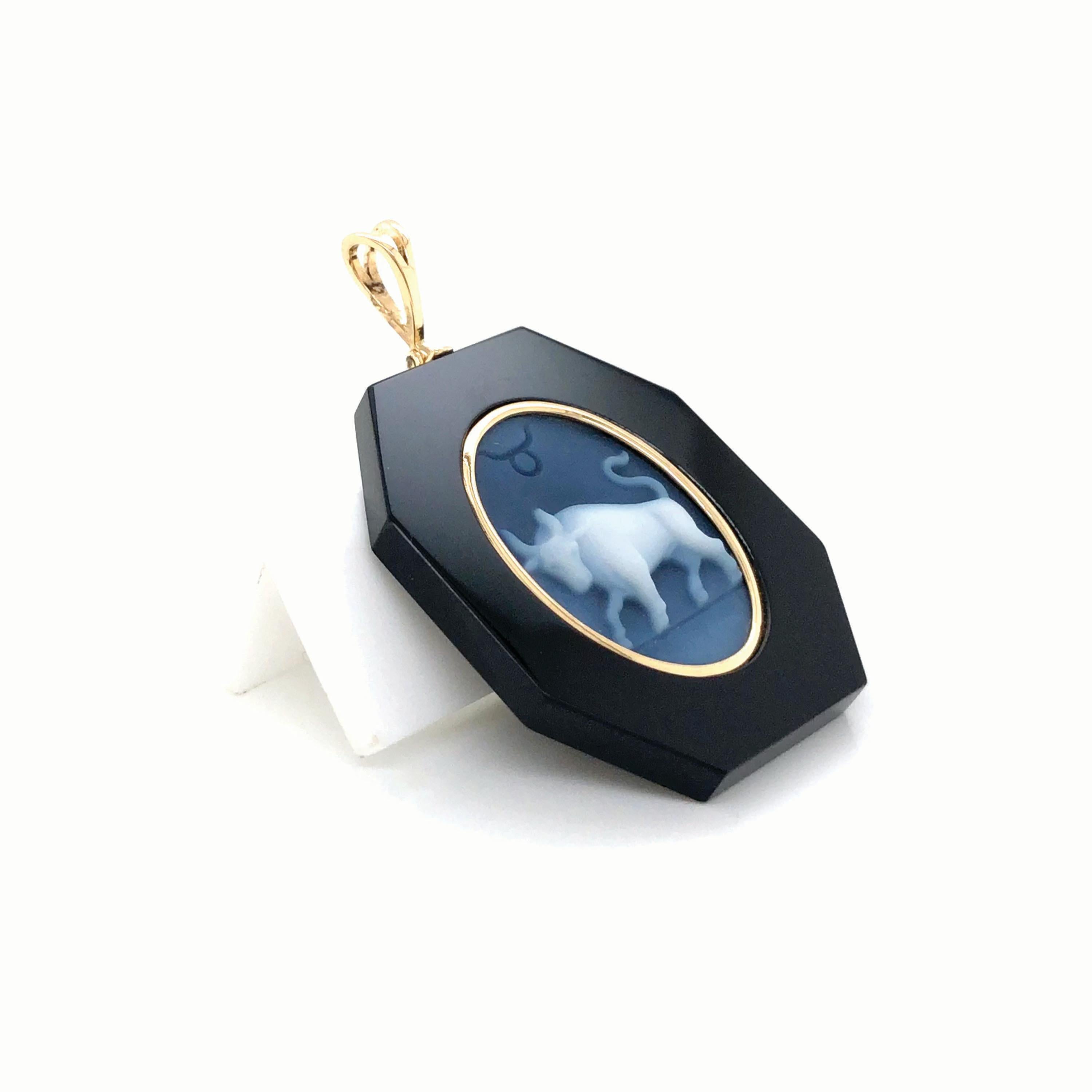 18 Karat Yellow Gold Taurus Zodiac Agate Cameo Black Onyx Pendant Necklace For Sale 3