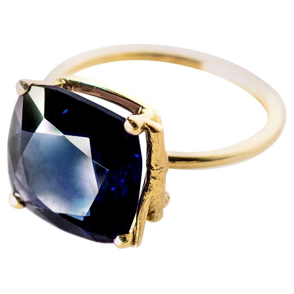 Eighteen Karat Yellow Gold Tea Contemporary Ring with Dark Blue Sapphire For Sale