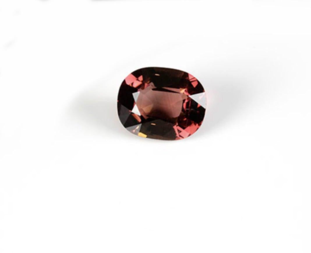 This contemporary cocktail ring is in 18 karat yellow gold with red unheated natural antique cut tourmaline, 3,79 carats. It belongs to Tea collection, which was featured in Vogue UA. 

The ring is easy to wear, and the gem catches eye's attention.