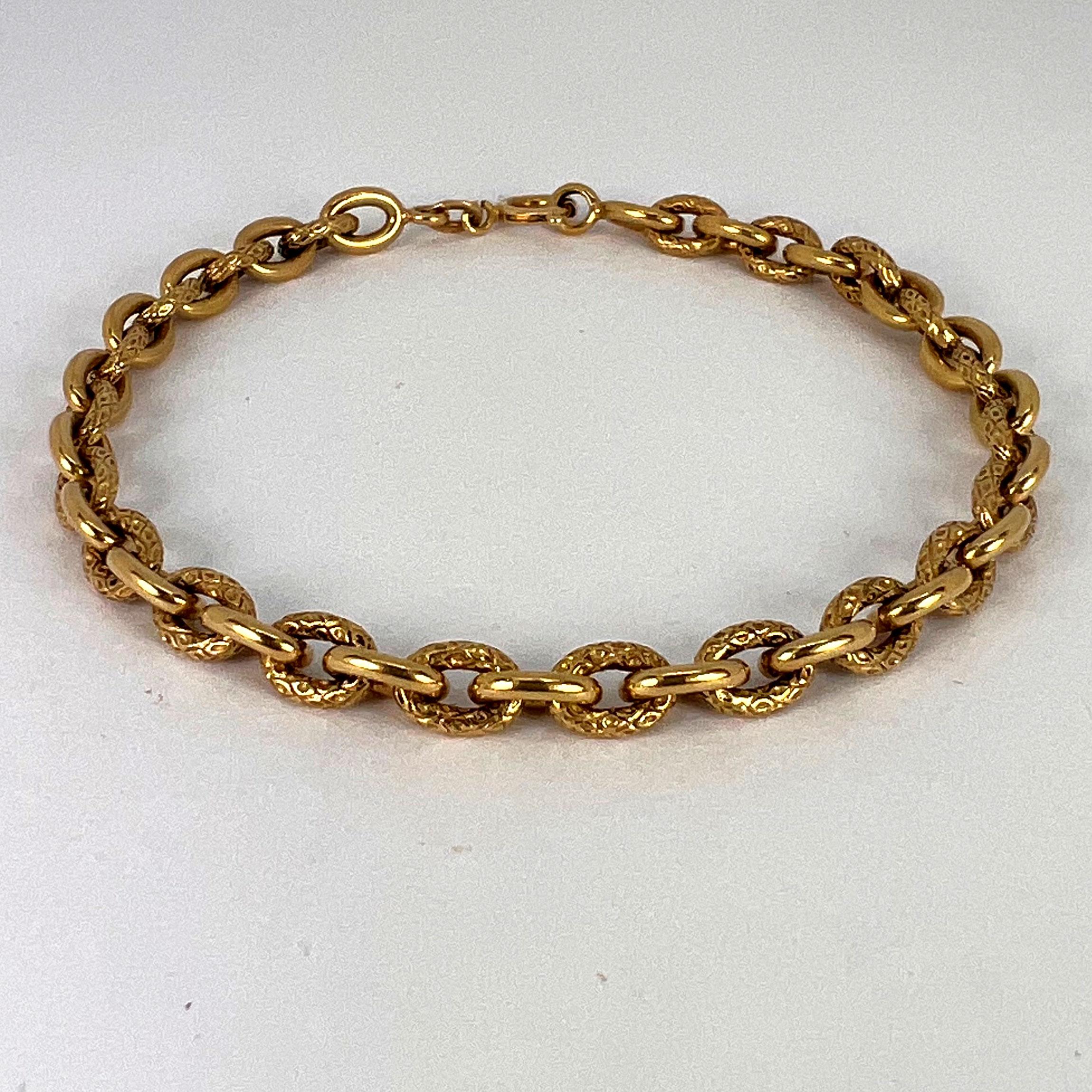 18 Karat Yellow Gold Textured Cable Link Bracelet For Sale 4