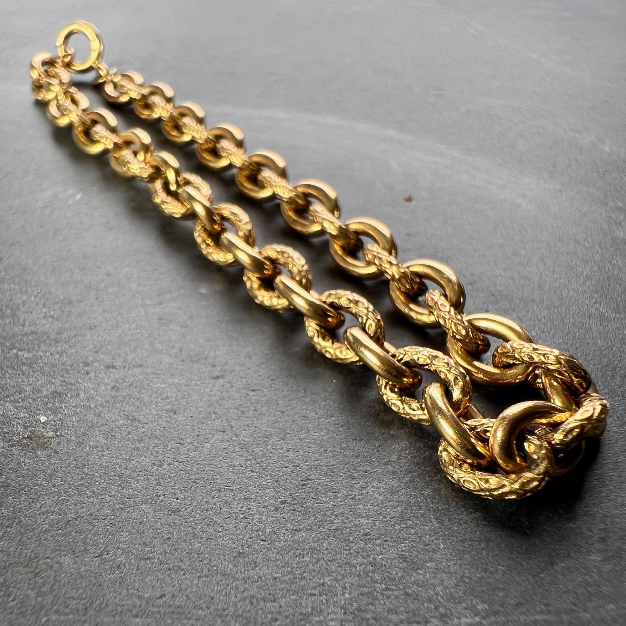 18 Karat Gelbgold Texturiertes Kabel-Gliederarmband im Zustand „Gut“ im Angebot in London, GB