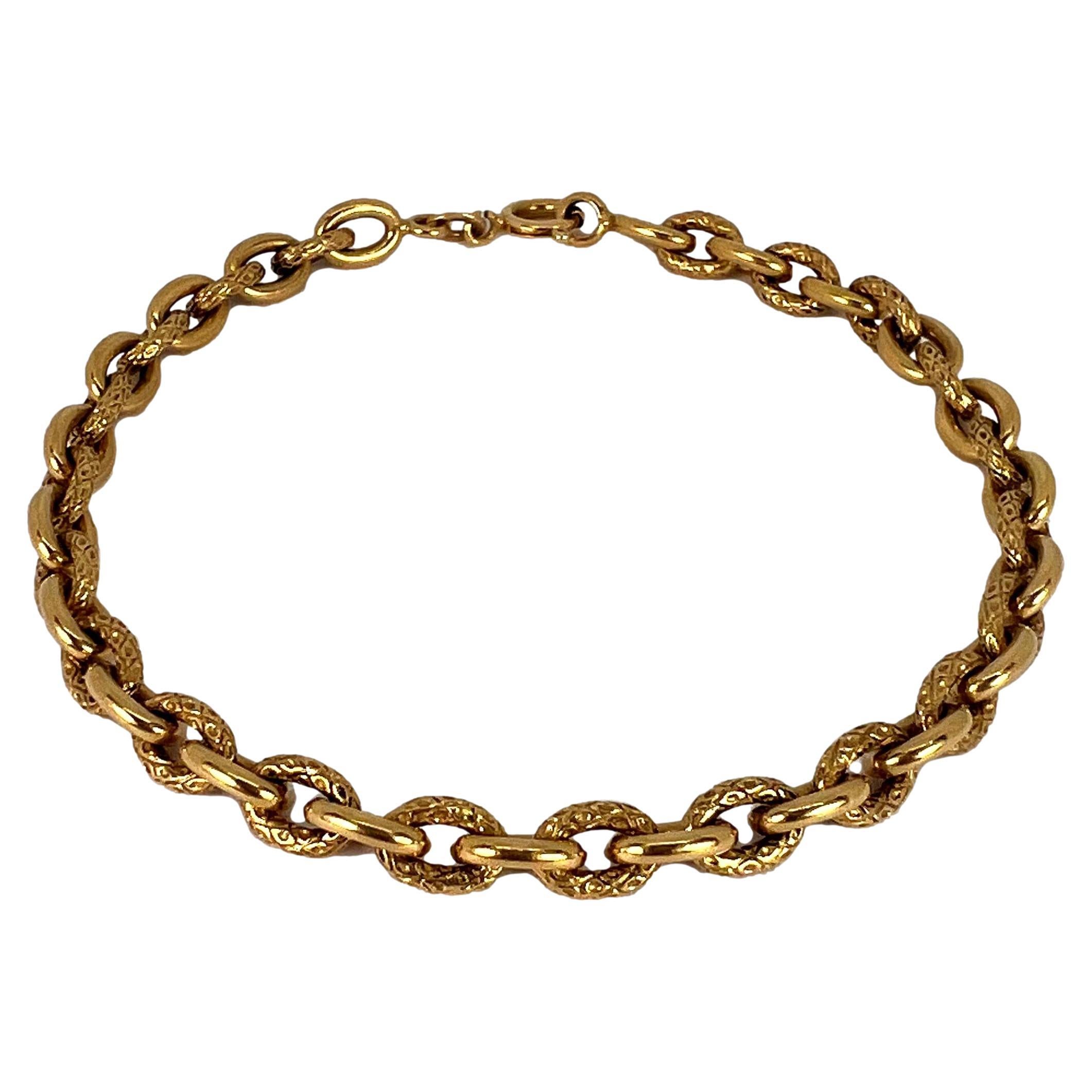 18 Karat Yellow Gold Textured Cable Link Bracelet For Sale