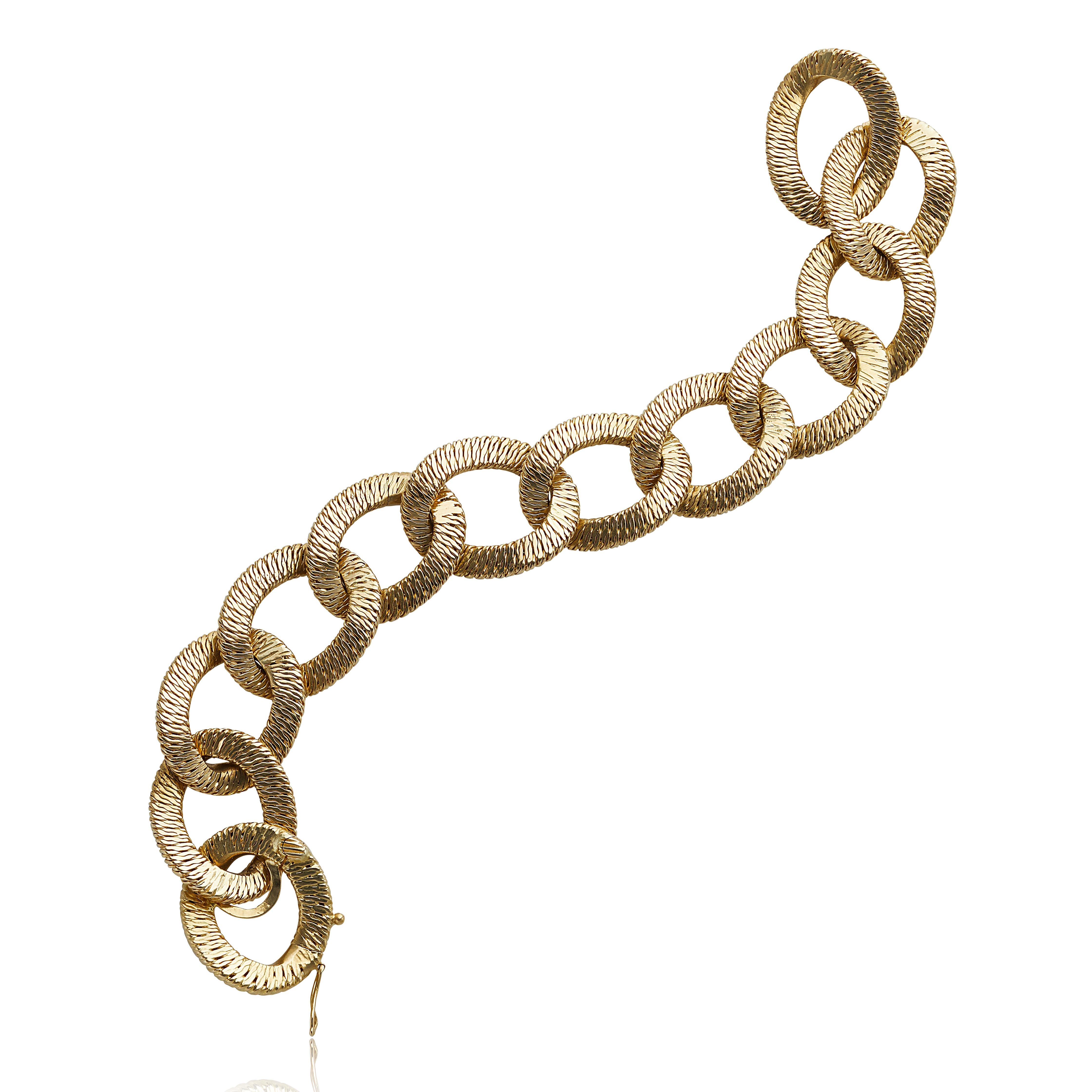 18 Karat Yellow Gold Textured Curb Link Bracelet