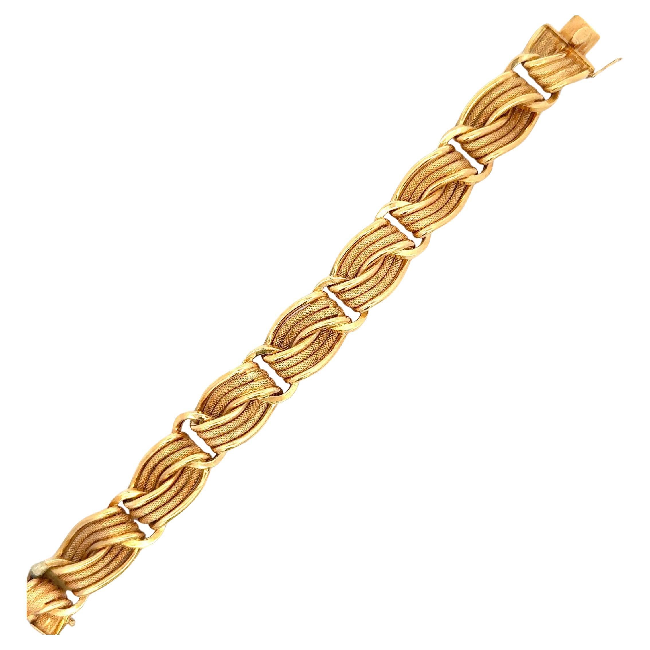 18 Karat Yellow Gold Textured & High Polish Link Bracelet 30.6 Grams 7.5" For Sale