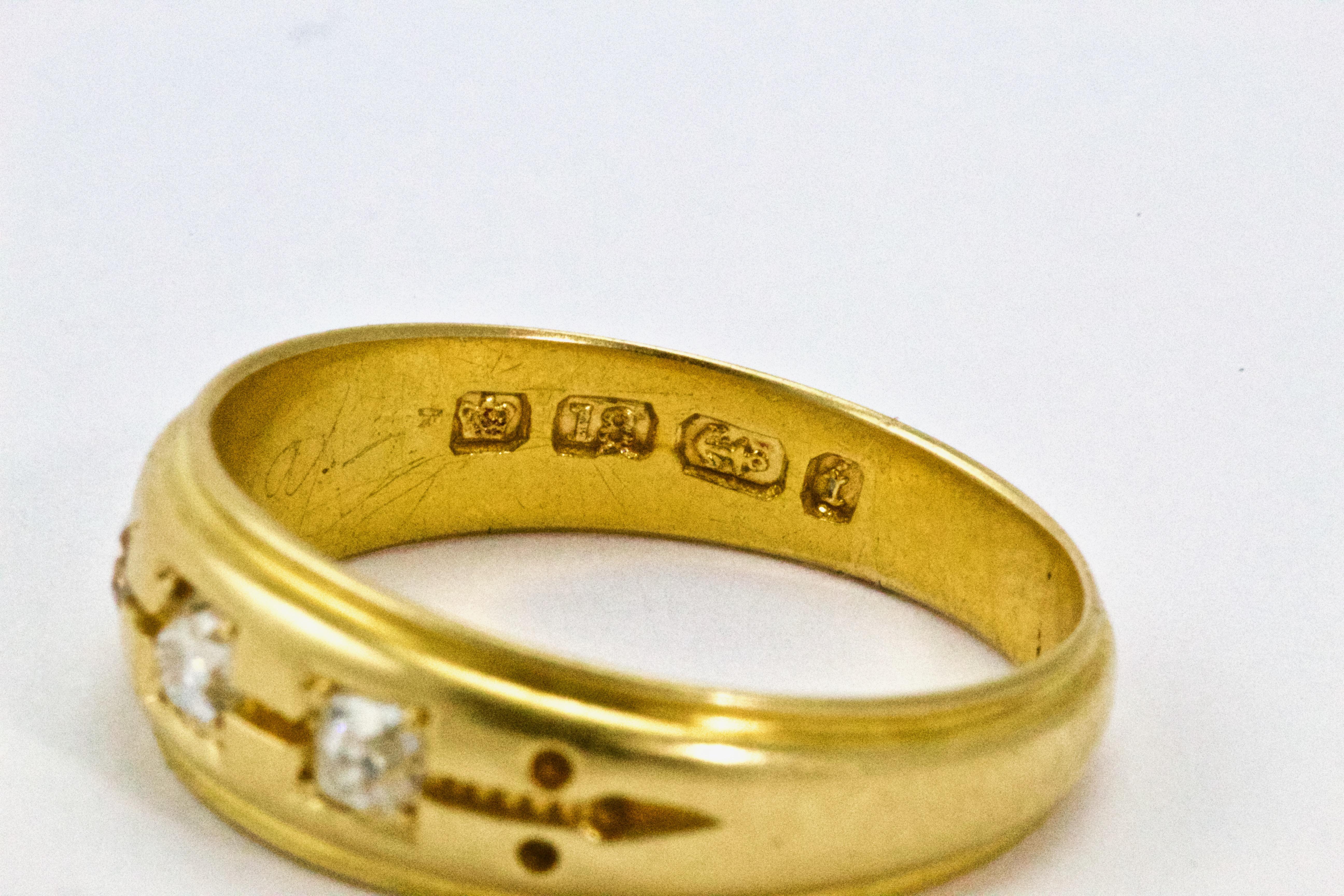 18 Karat Yellow Gold Three Stone Diamond Gypsy Ring, circa 1880 2